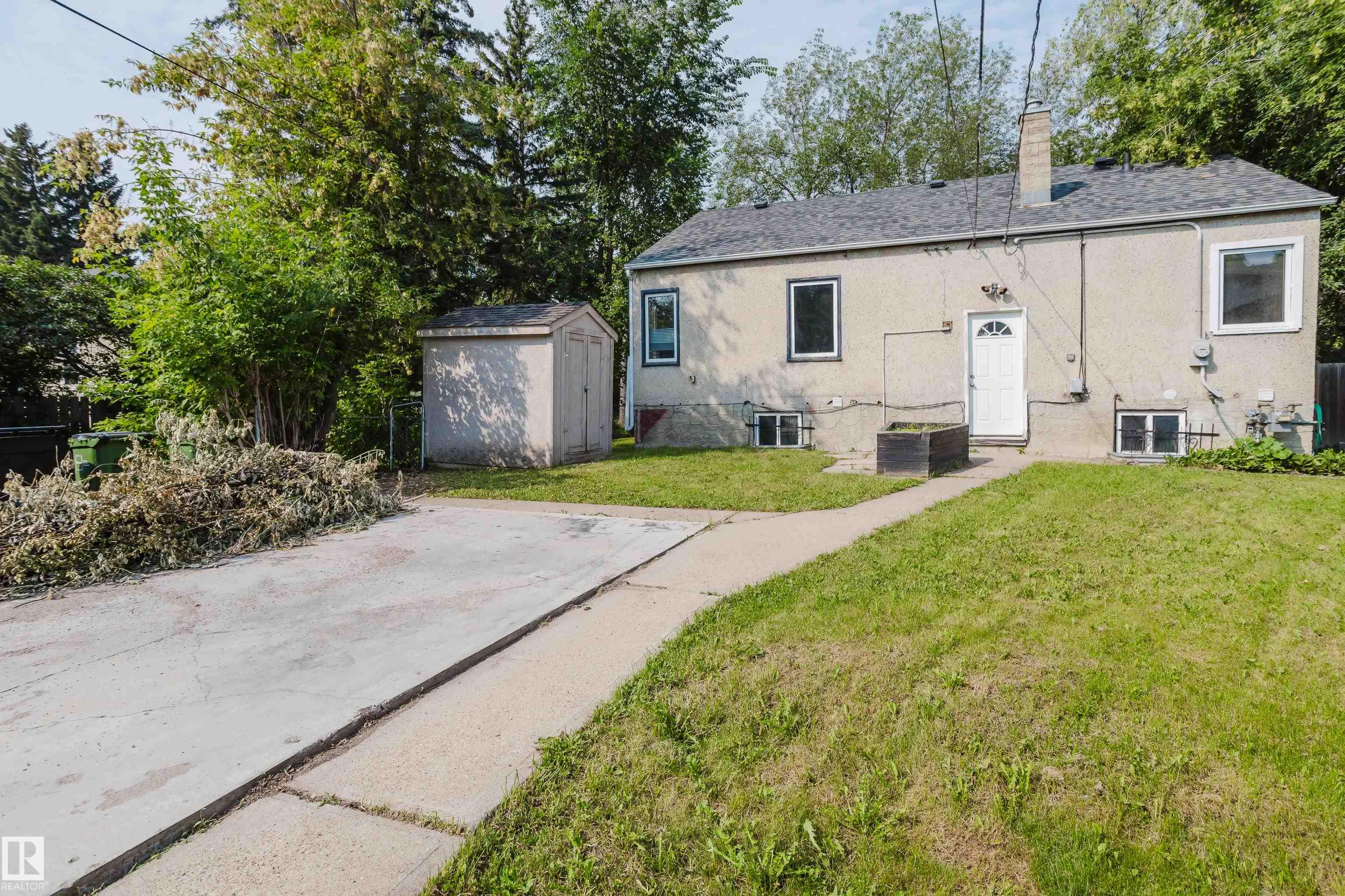 Photo 40 at 12811 117 Avenue NW, Inglewood, Edmonton