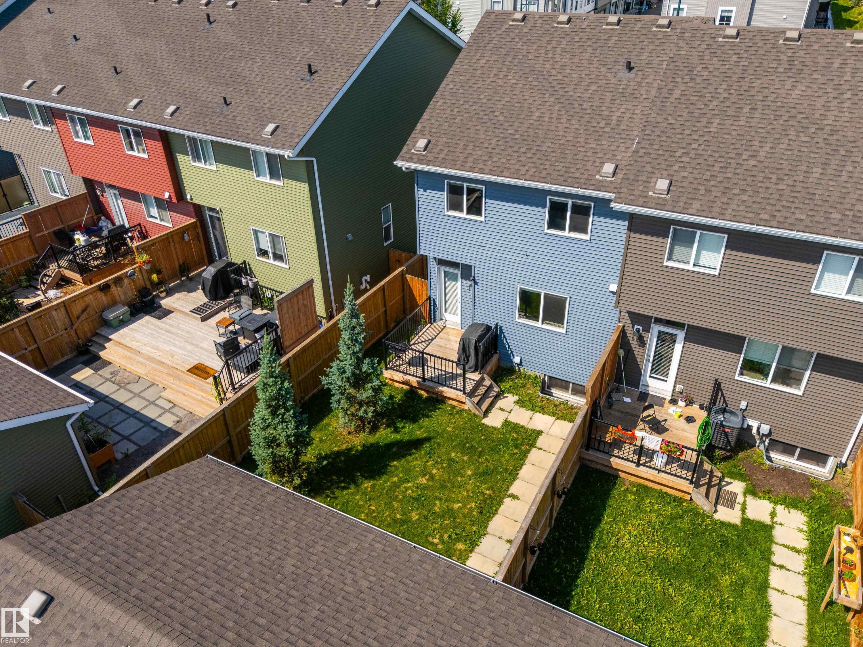 Listing photo thumbnail