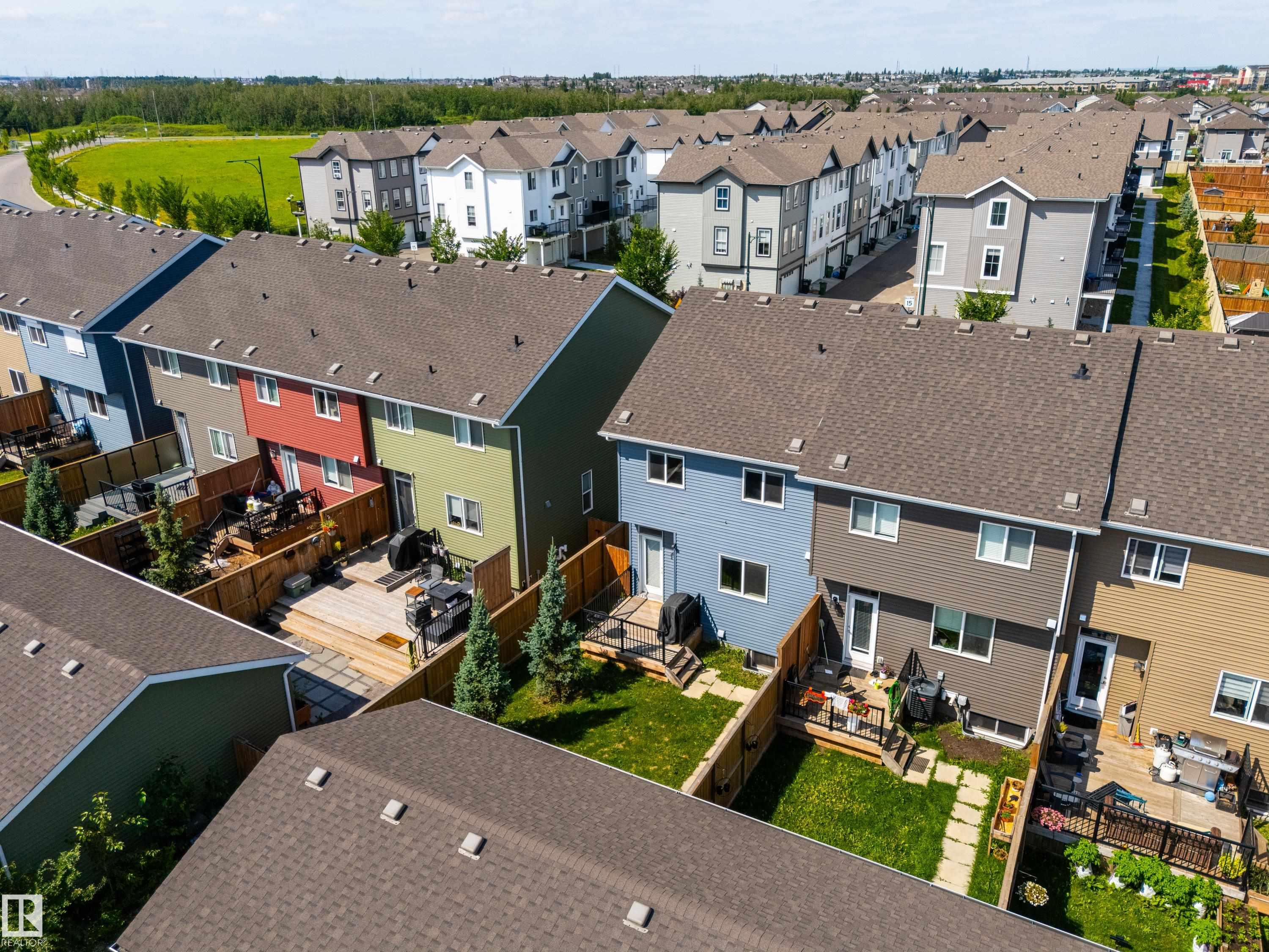 Listing photo thumbnail