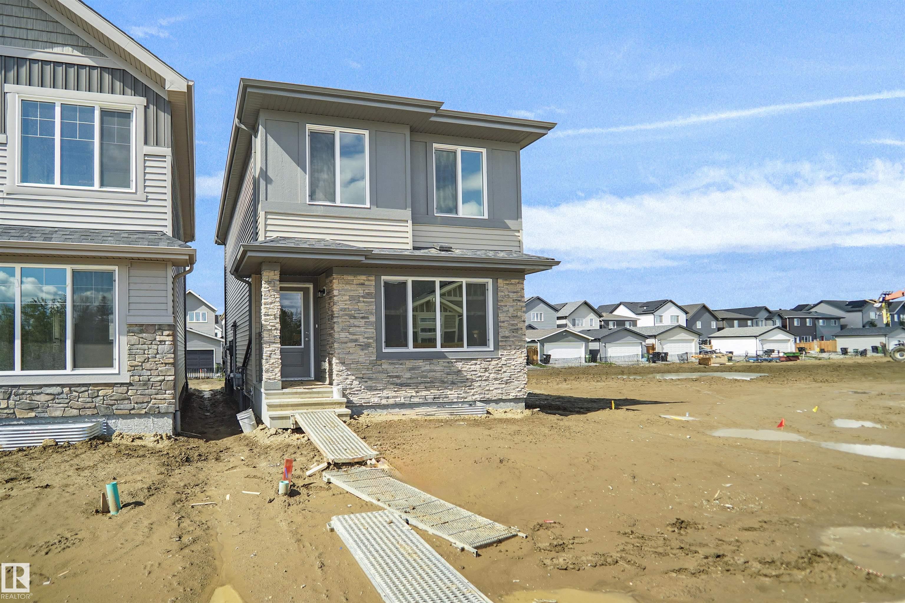 Listing photo thumbnail