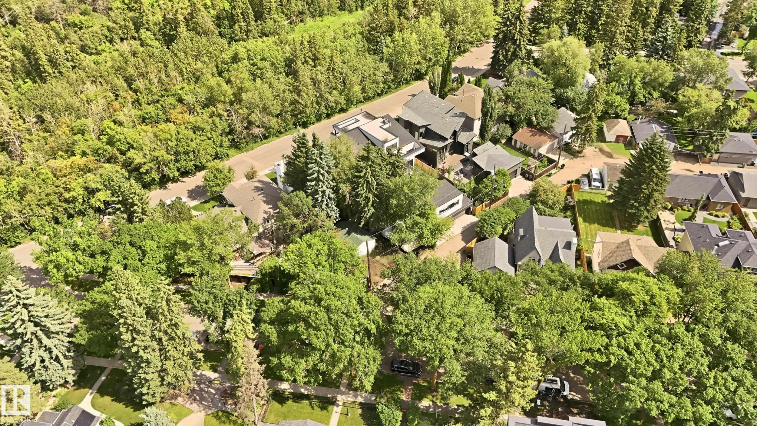 Photo 24 at 14631 Summit Drive NW, Crestwood, Edmonton