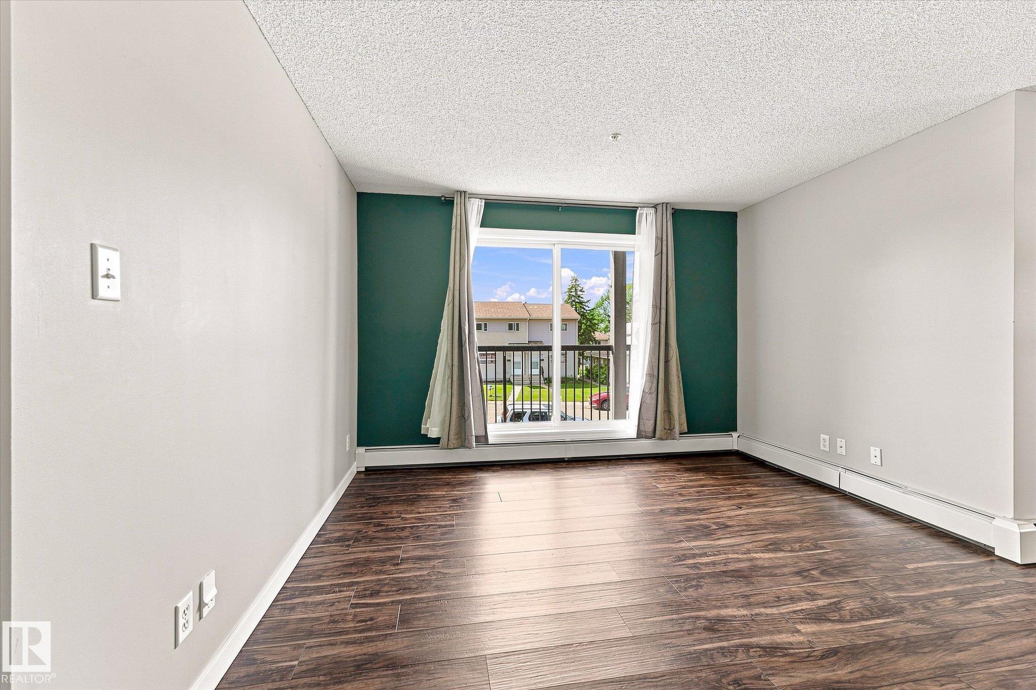 Photo 8 at 240 - 1180 Hyndman Road NW, Canon Ridge, Edmonton