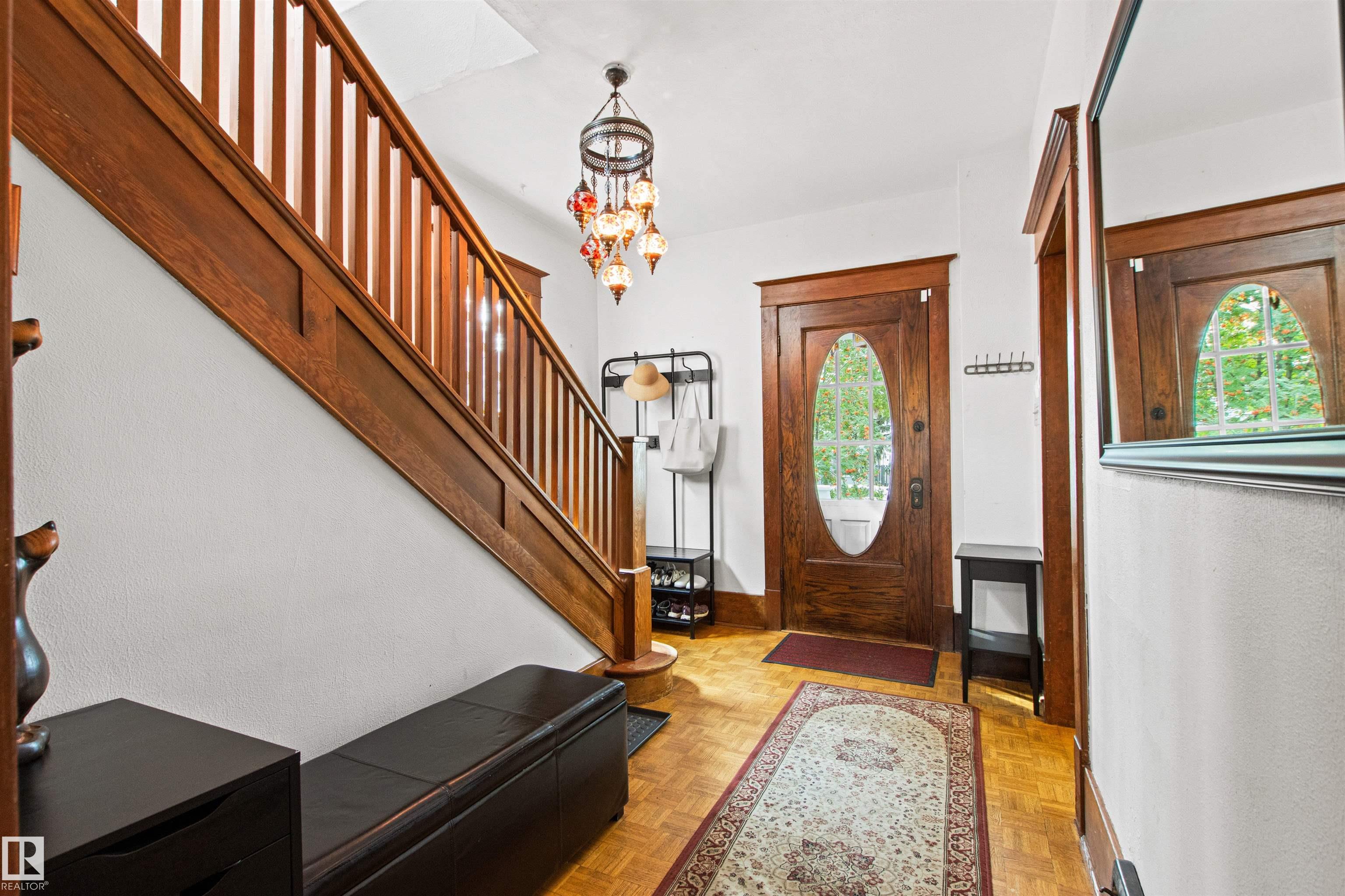 Listing photo thumbnail