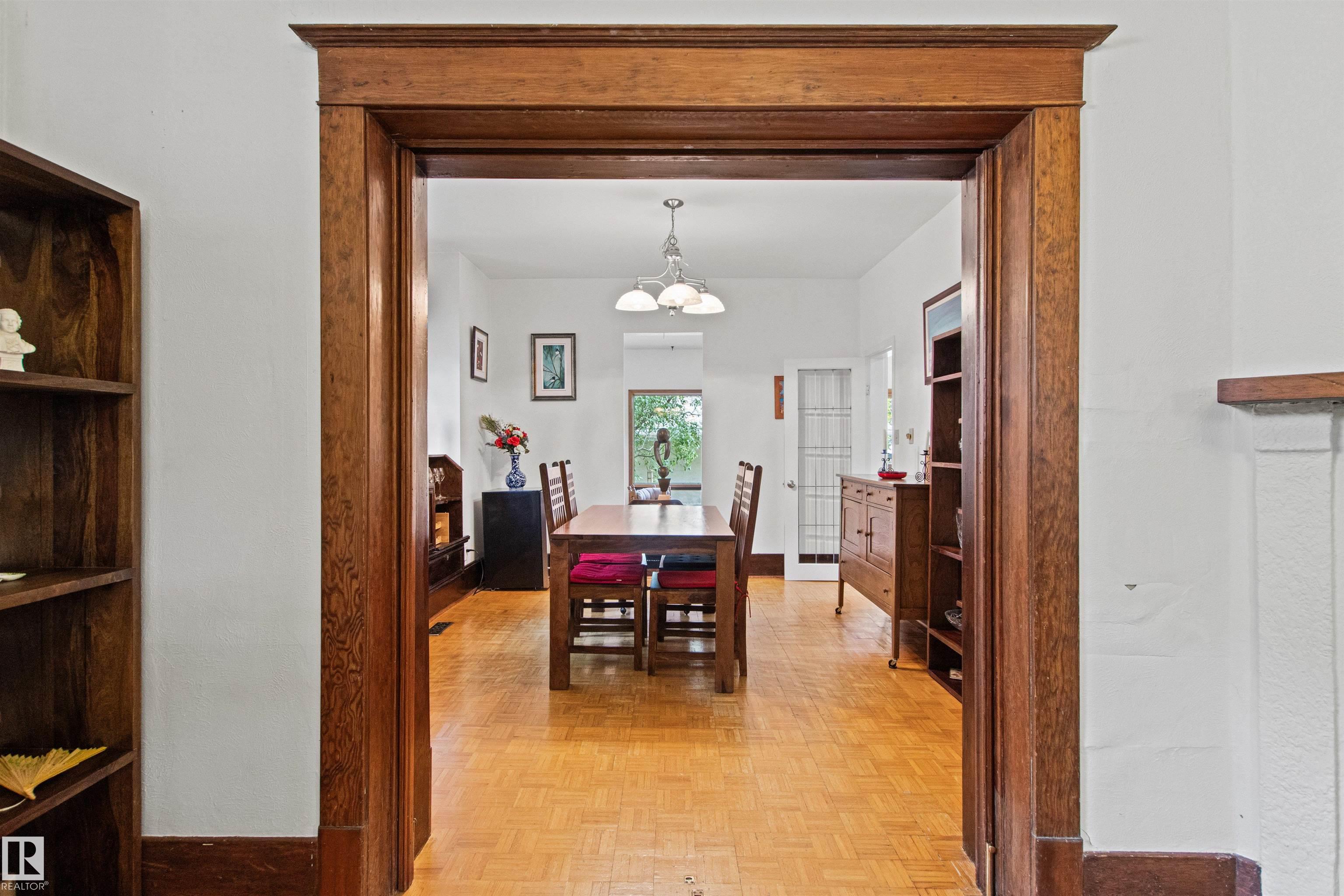 Listing photo thumbnail