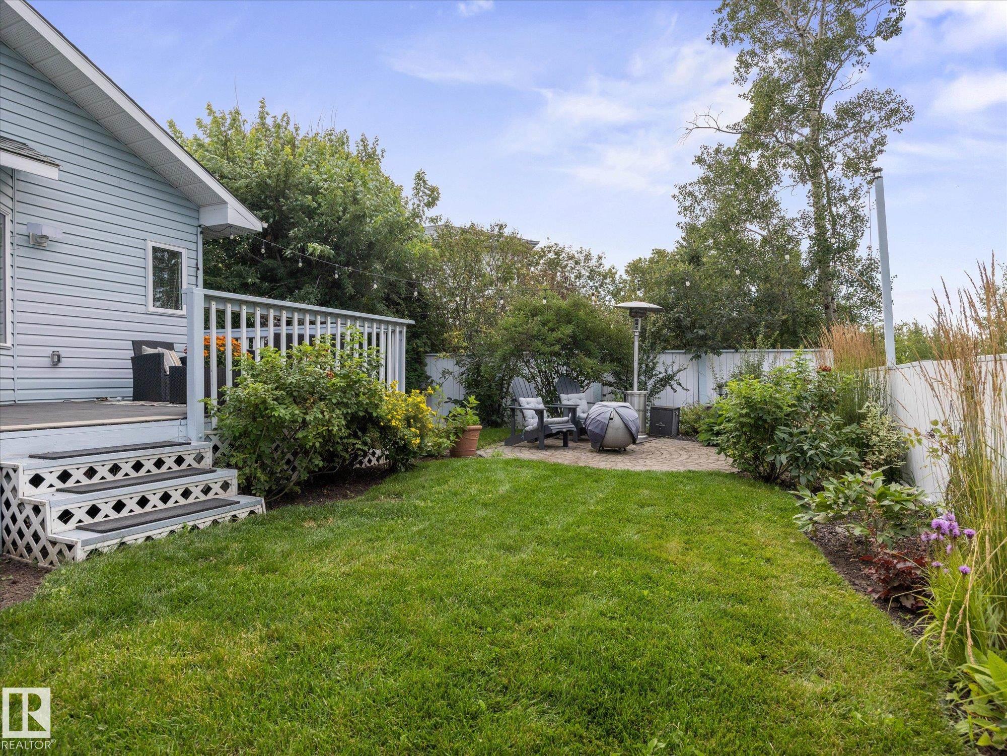 Listing photo thumbnail