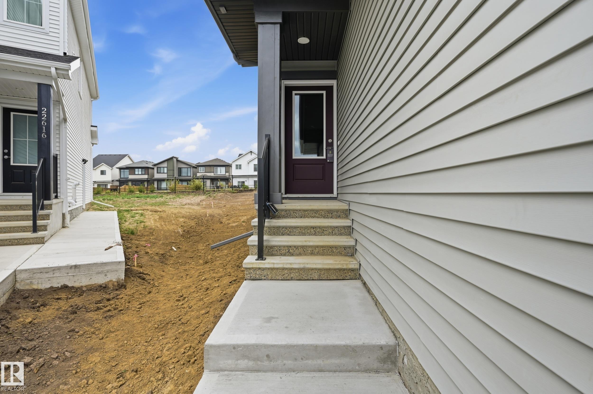 Listing photo thumbnail