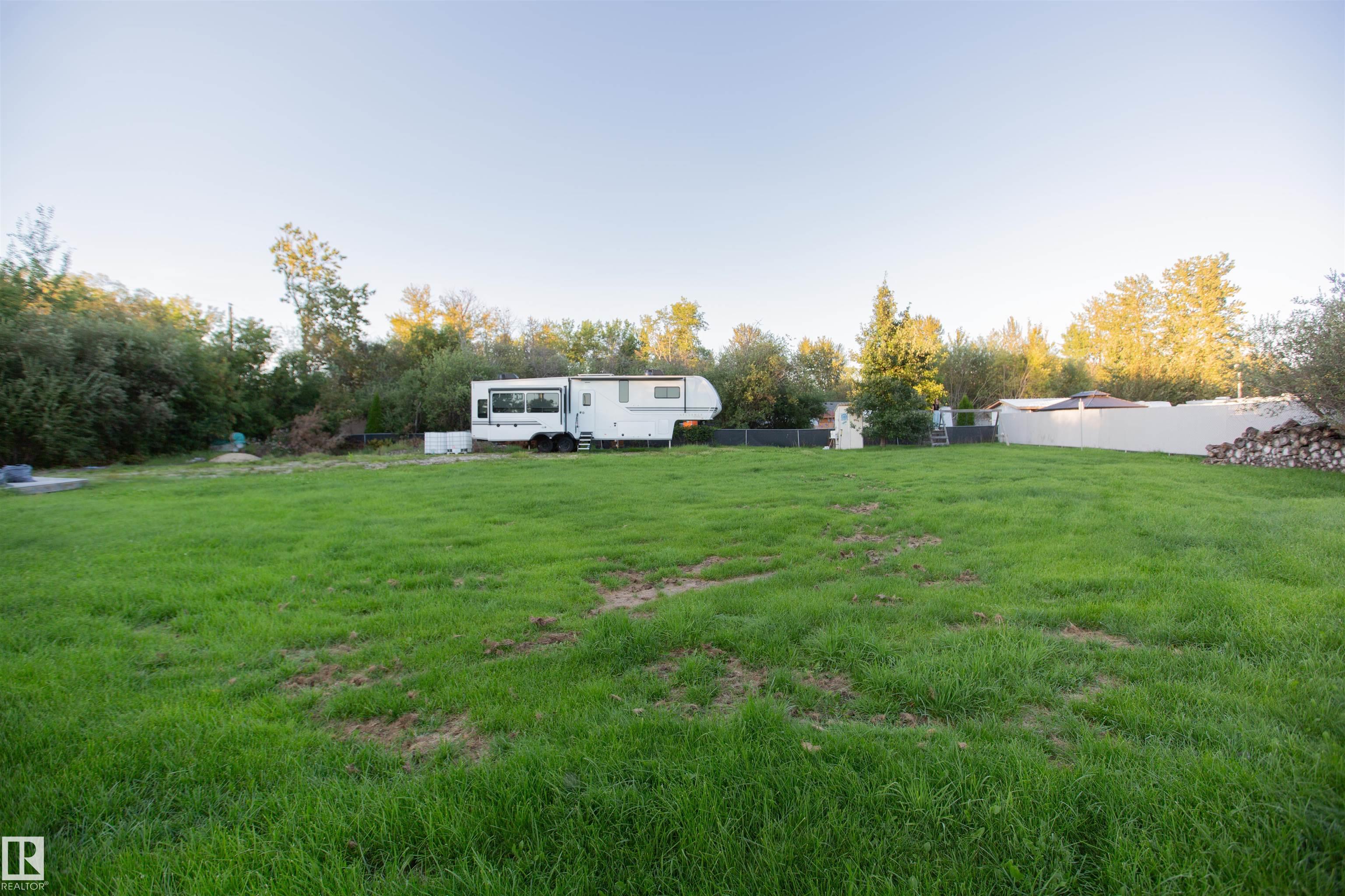 Photo 9 at 26 - 4325 Lakeshore Road, Ascot Beach, Rural Parkland County