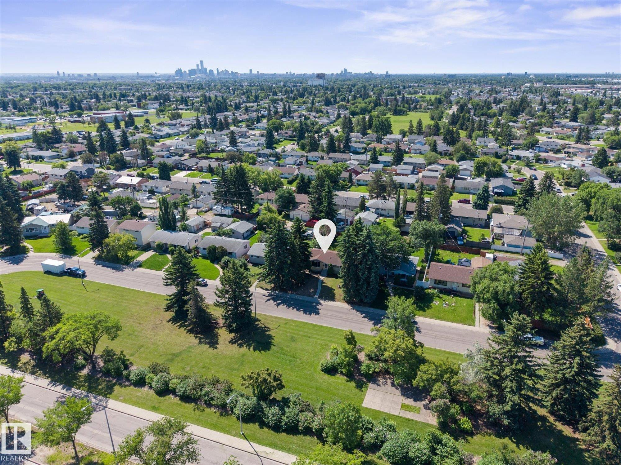 Listing photo thumbnail