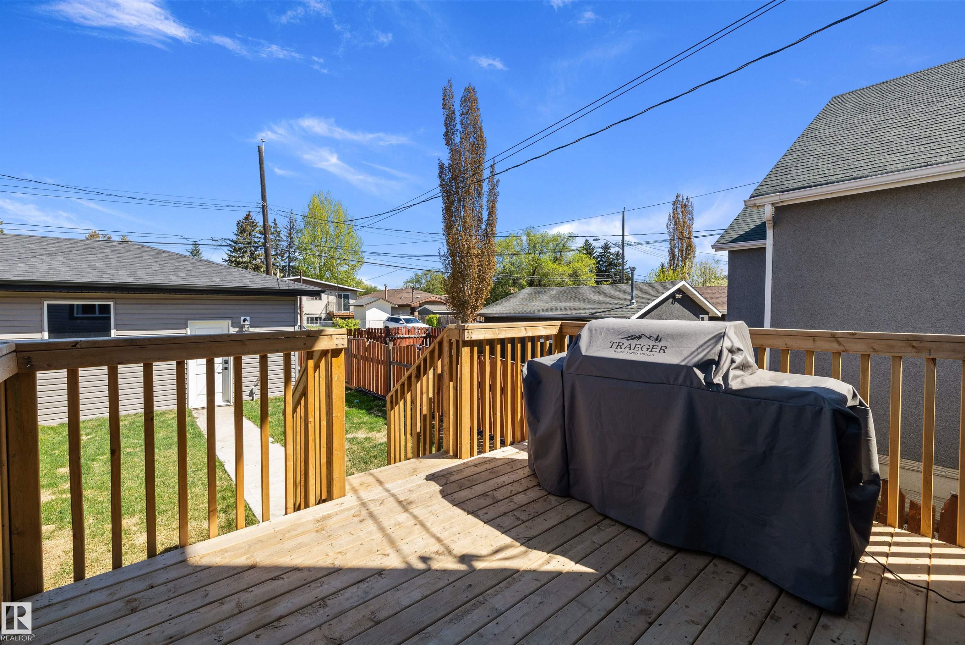 Listing photo thumbnail