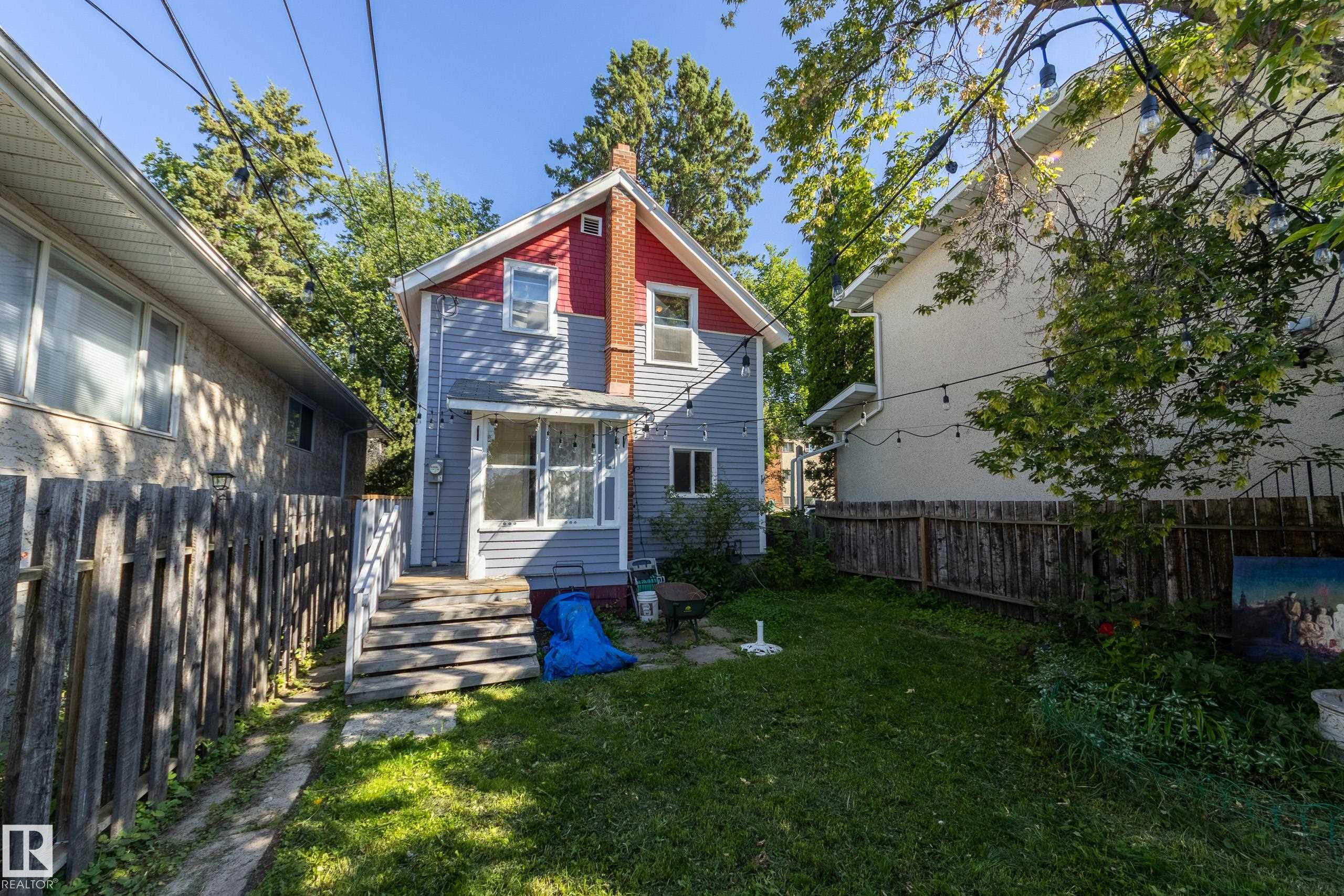 Listing photo thumbnail