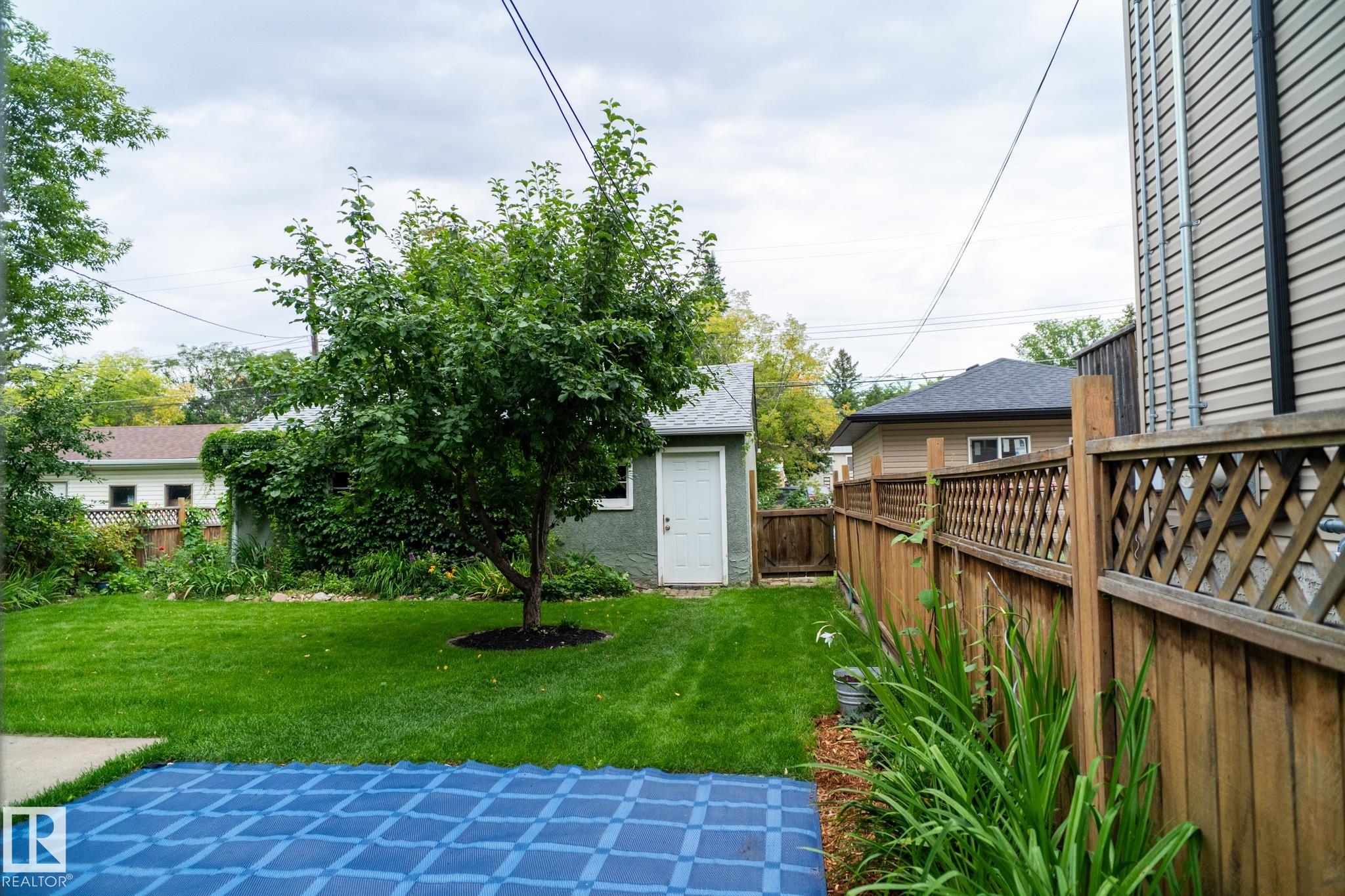 Listing photo thumbnail