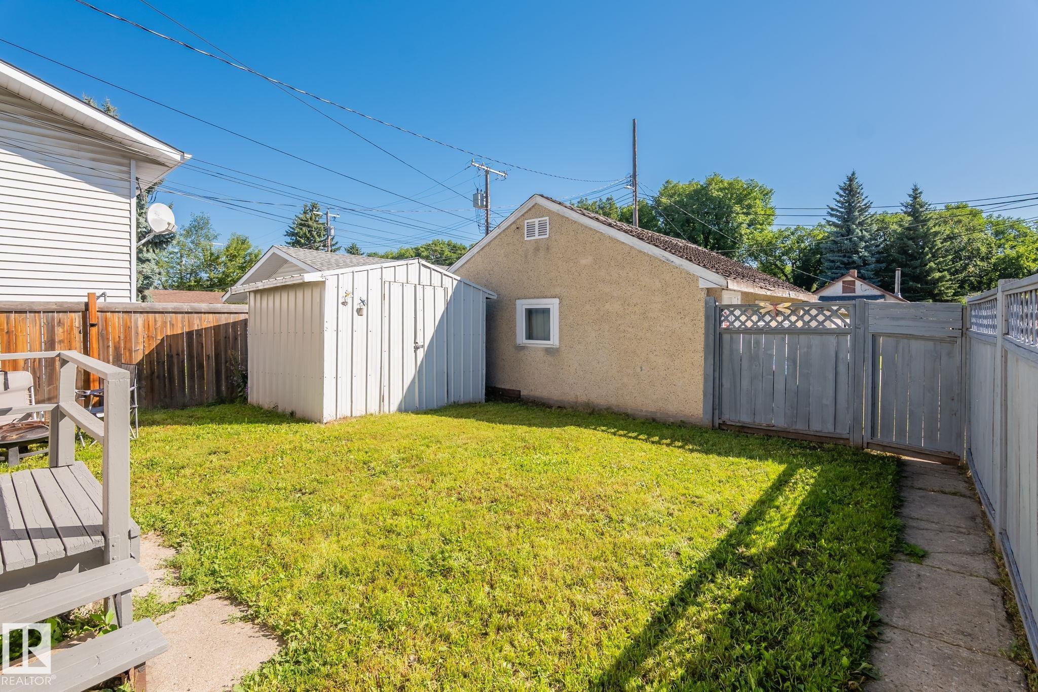 Listing photo thumbnail