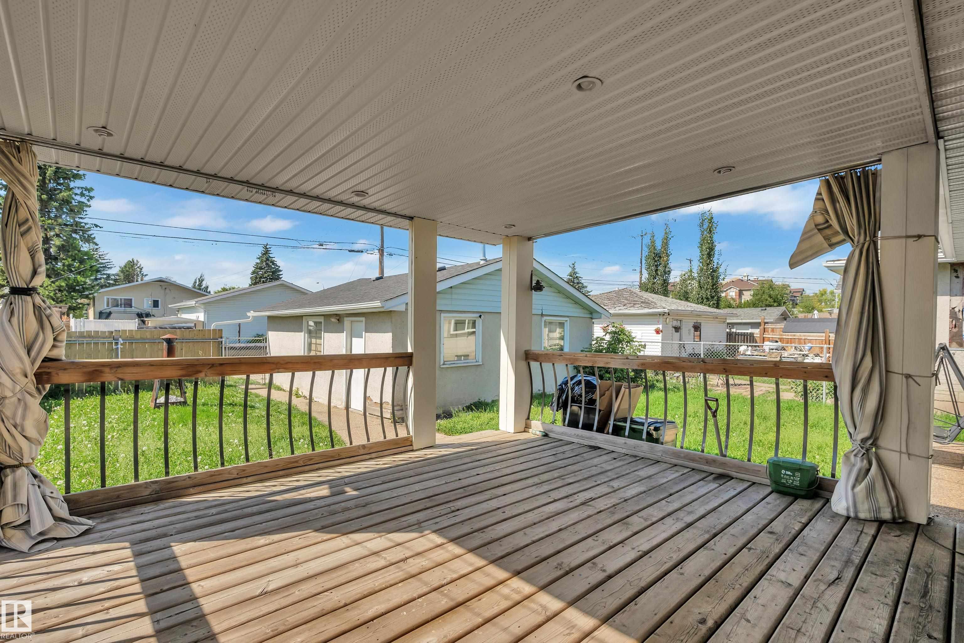 Listing photo thumbnail
