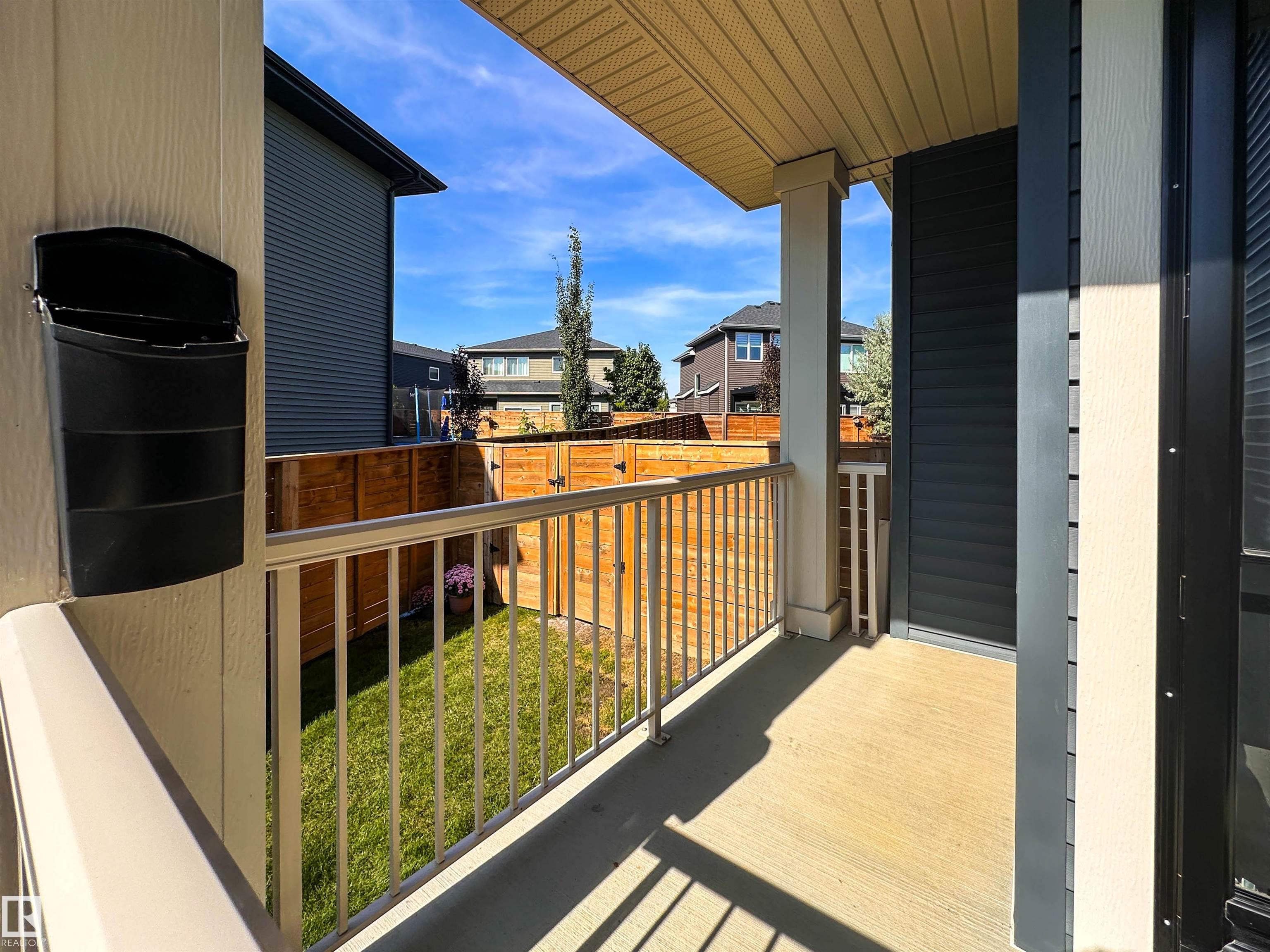 Listing photo thumbnail