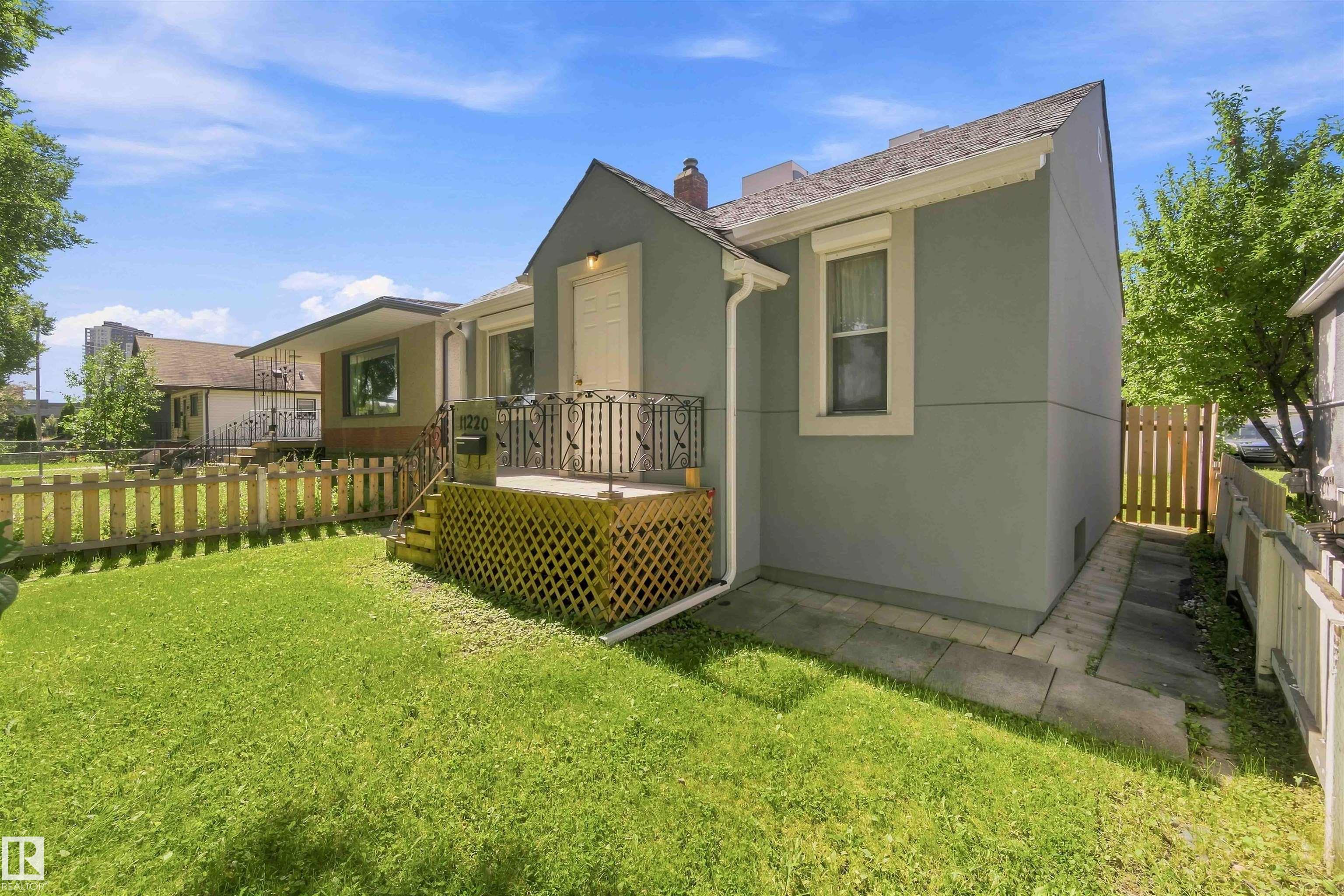 Listing photo thumbnail