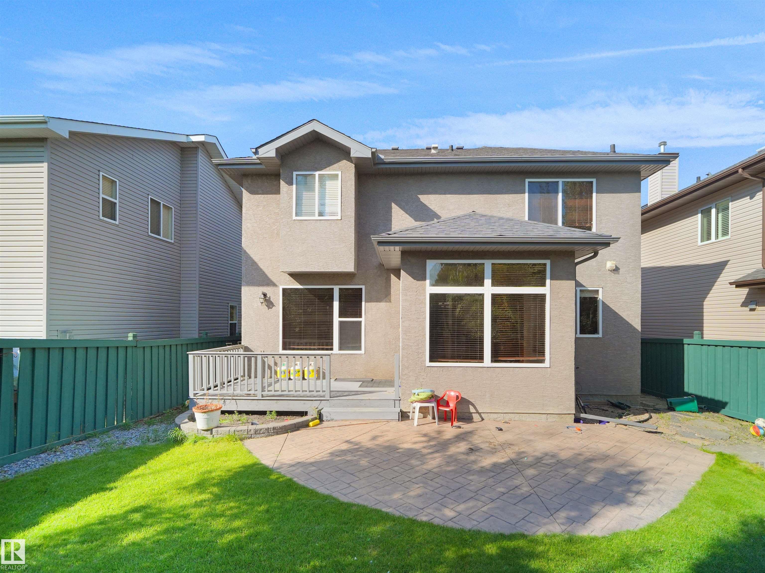 Listing photo thumbnail