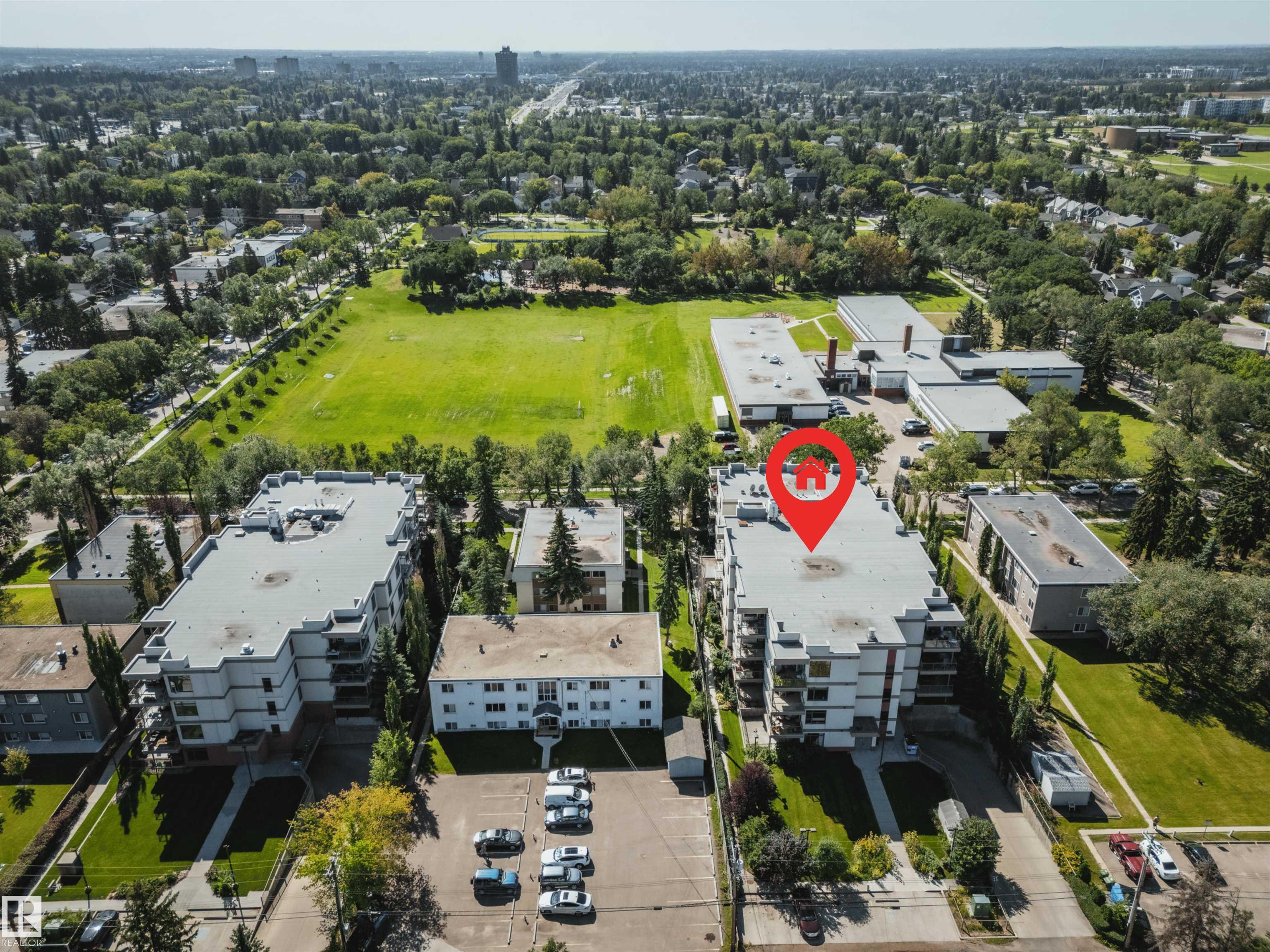 Listing photo thumbnail