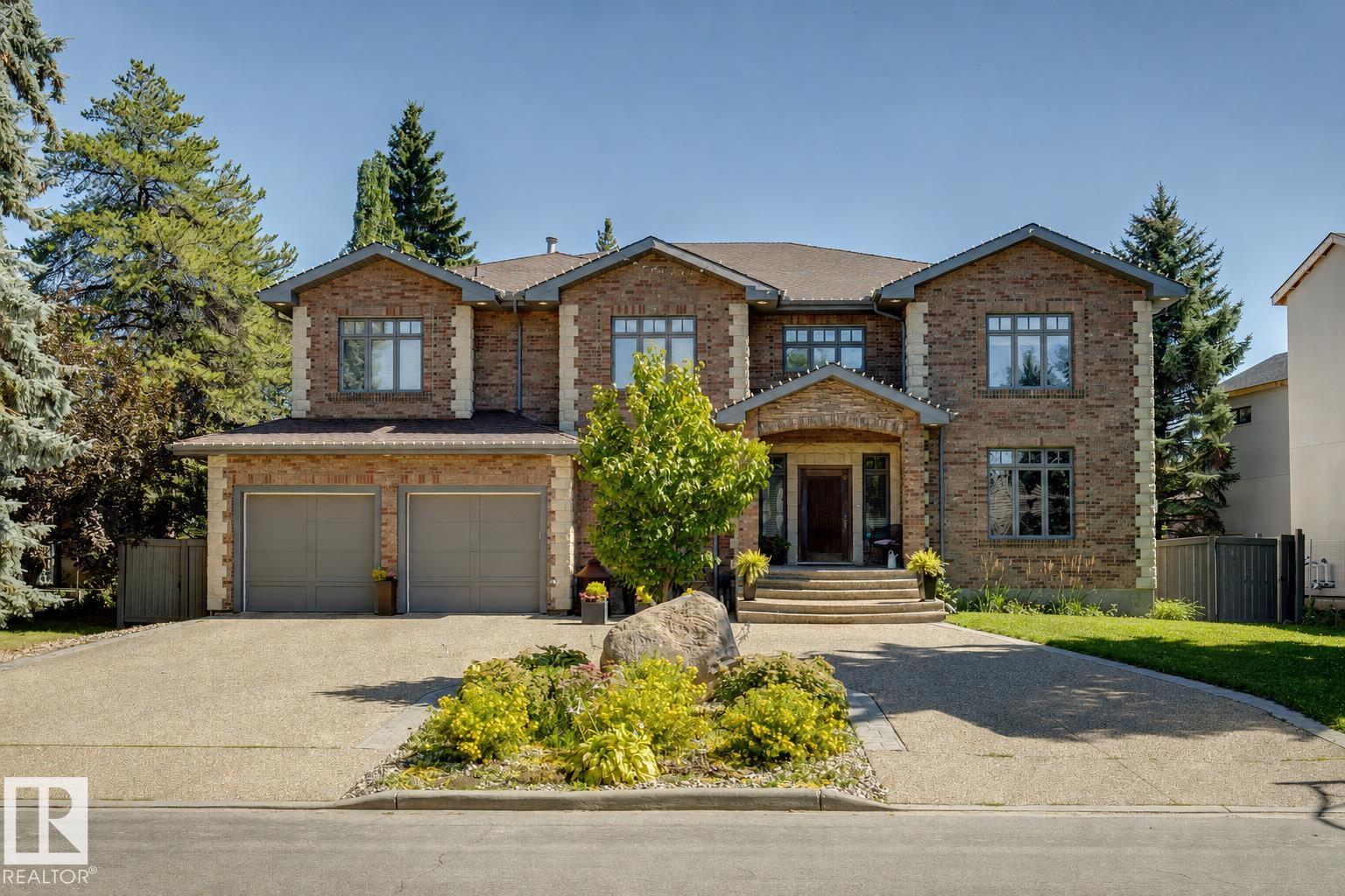 5 RIVERSIDE CR NW, Edmonton, AB T5N 3M4