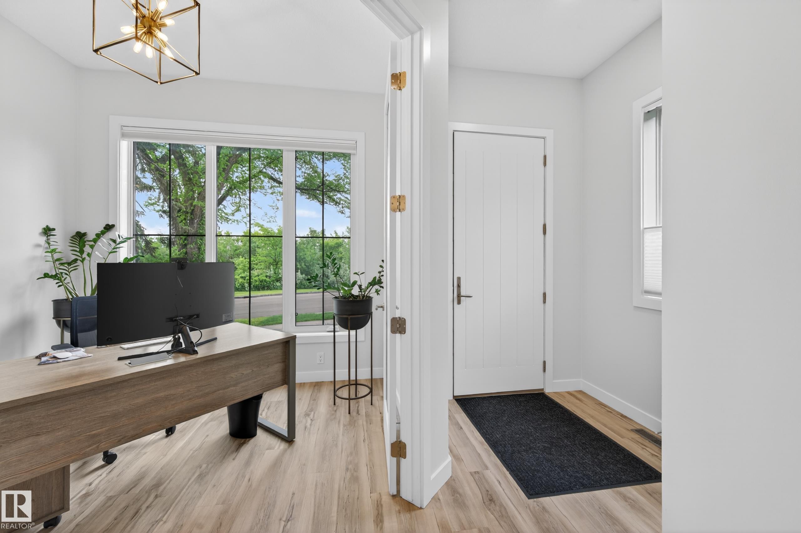 Listing photo thumbnail