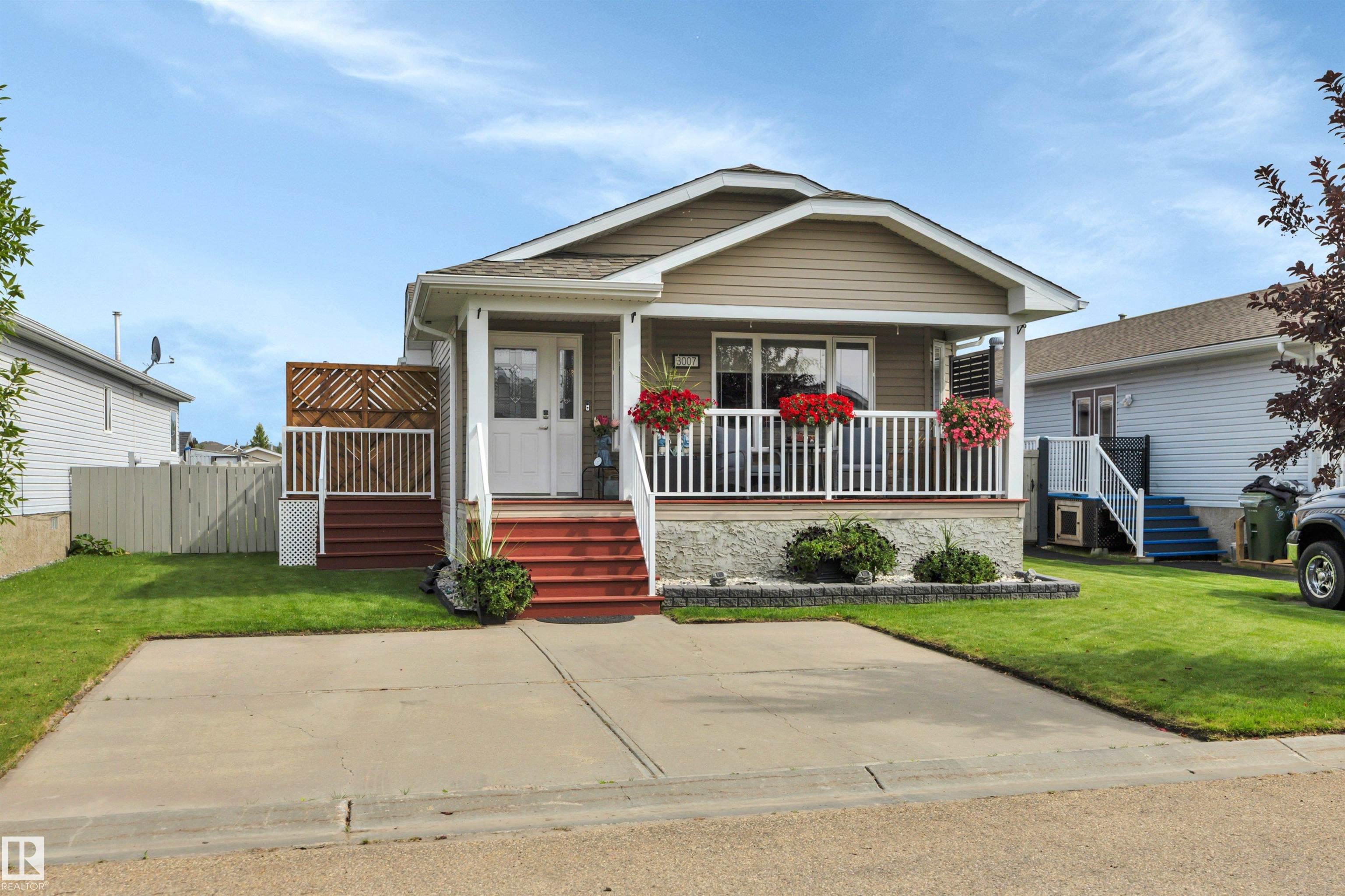 Listing photo thumbnail