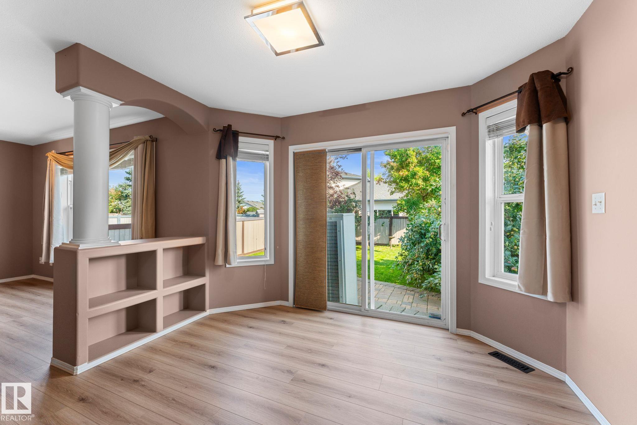 Listing photo thumbnail