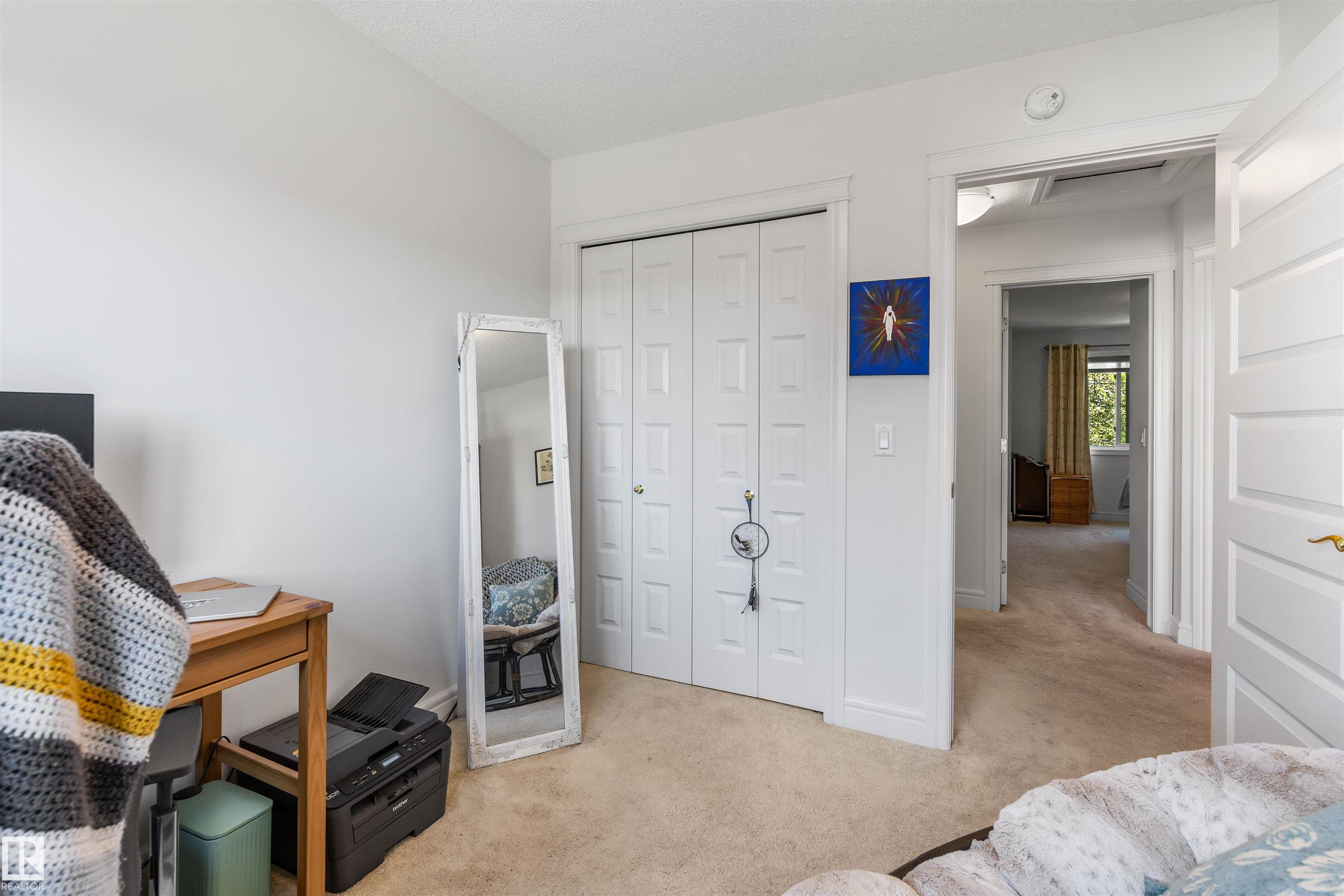 https://zimg.paragon.ice.com/ParagonImages/Property/PM/RAE/225418827/18/0/0/1871cd08bde39eb2923d77ce01ebf7bd/1/6e3375200932065bdee2bdb3317f8f68/225418827-76a5d3ae-e410-4d1f-834f-7cf9b1a7a0ef.JPG