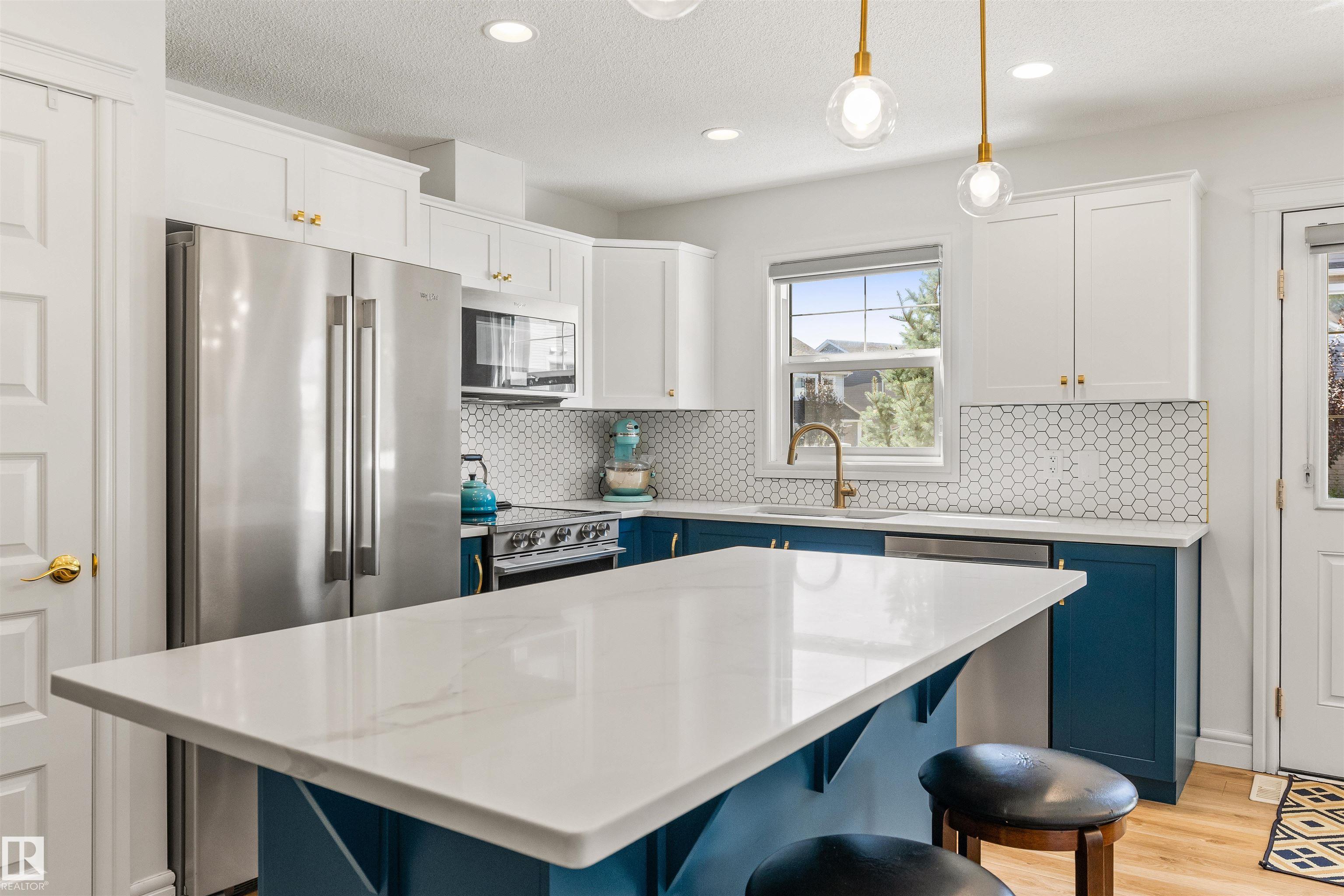 Picture for #71 330 BULYEA RD NW