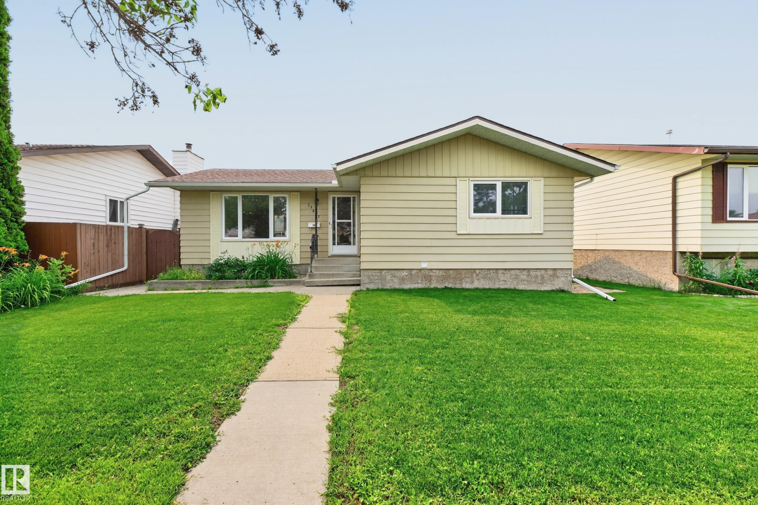 Listing photo thumbnail