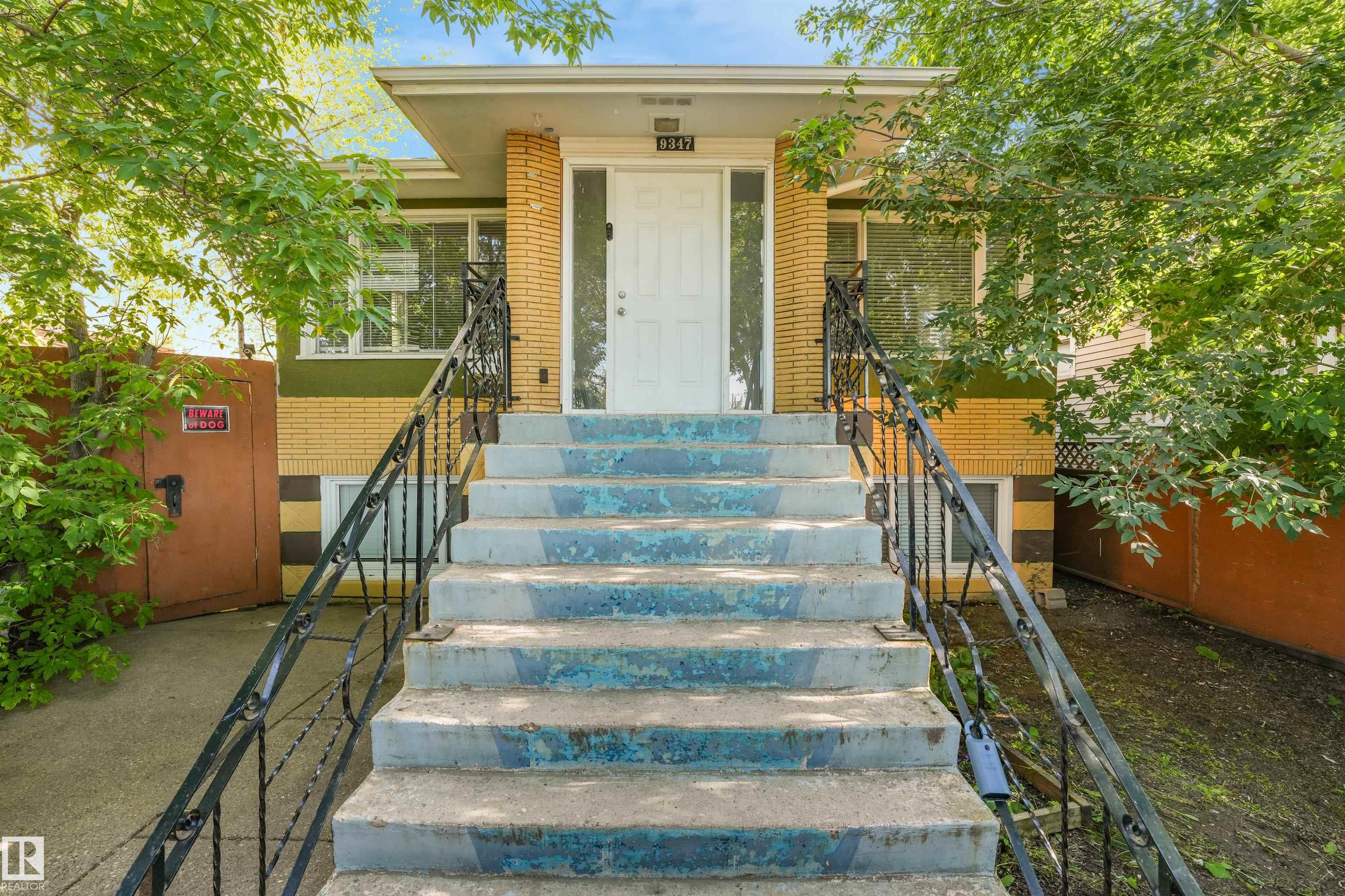 Listing photo thumbnail