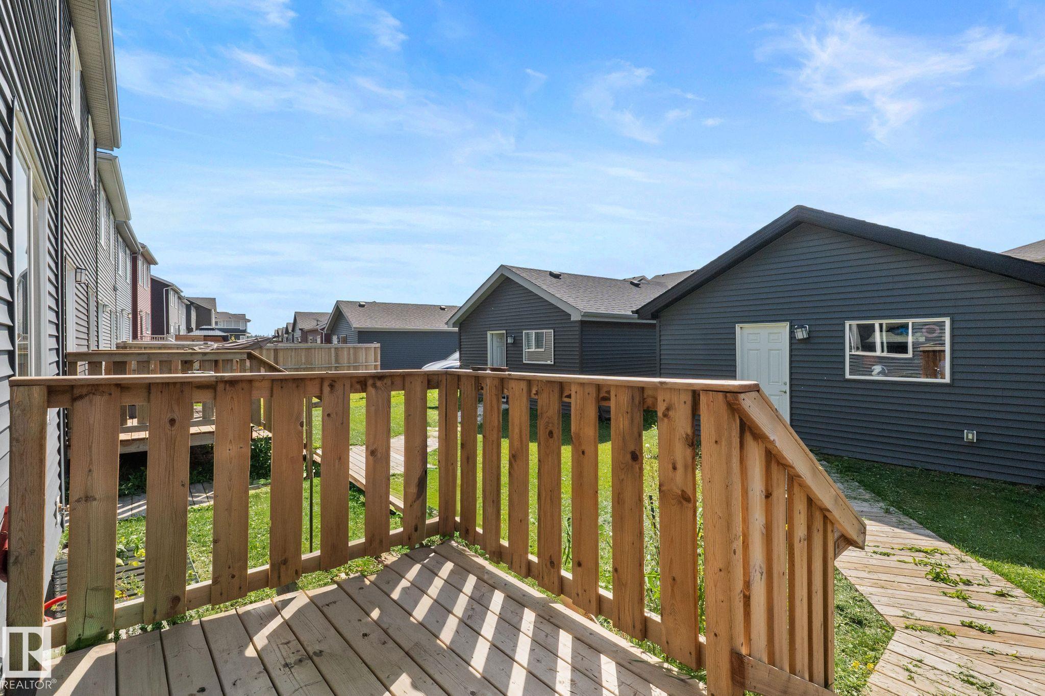 Listing photo thumbnail