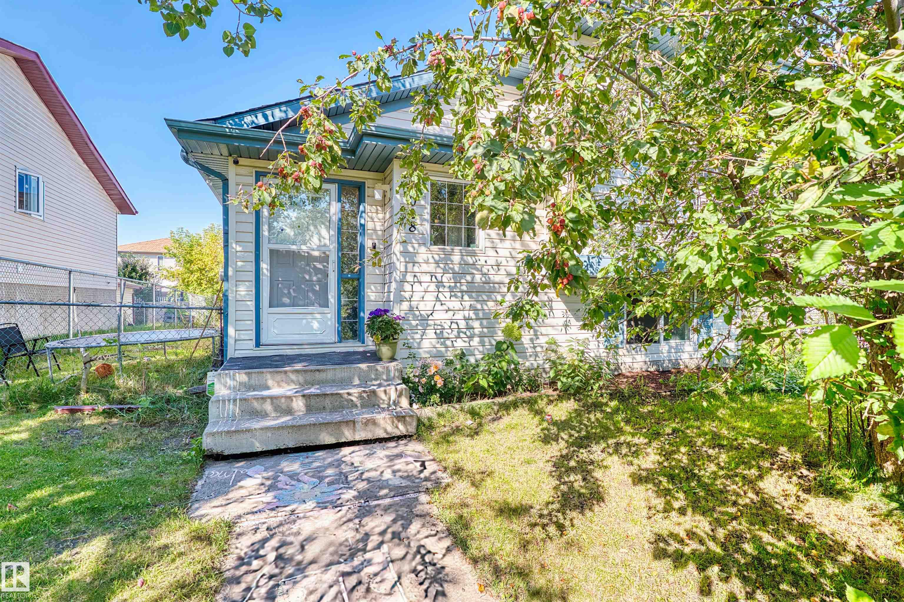 Listing photo thumbnail