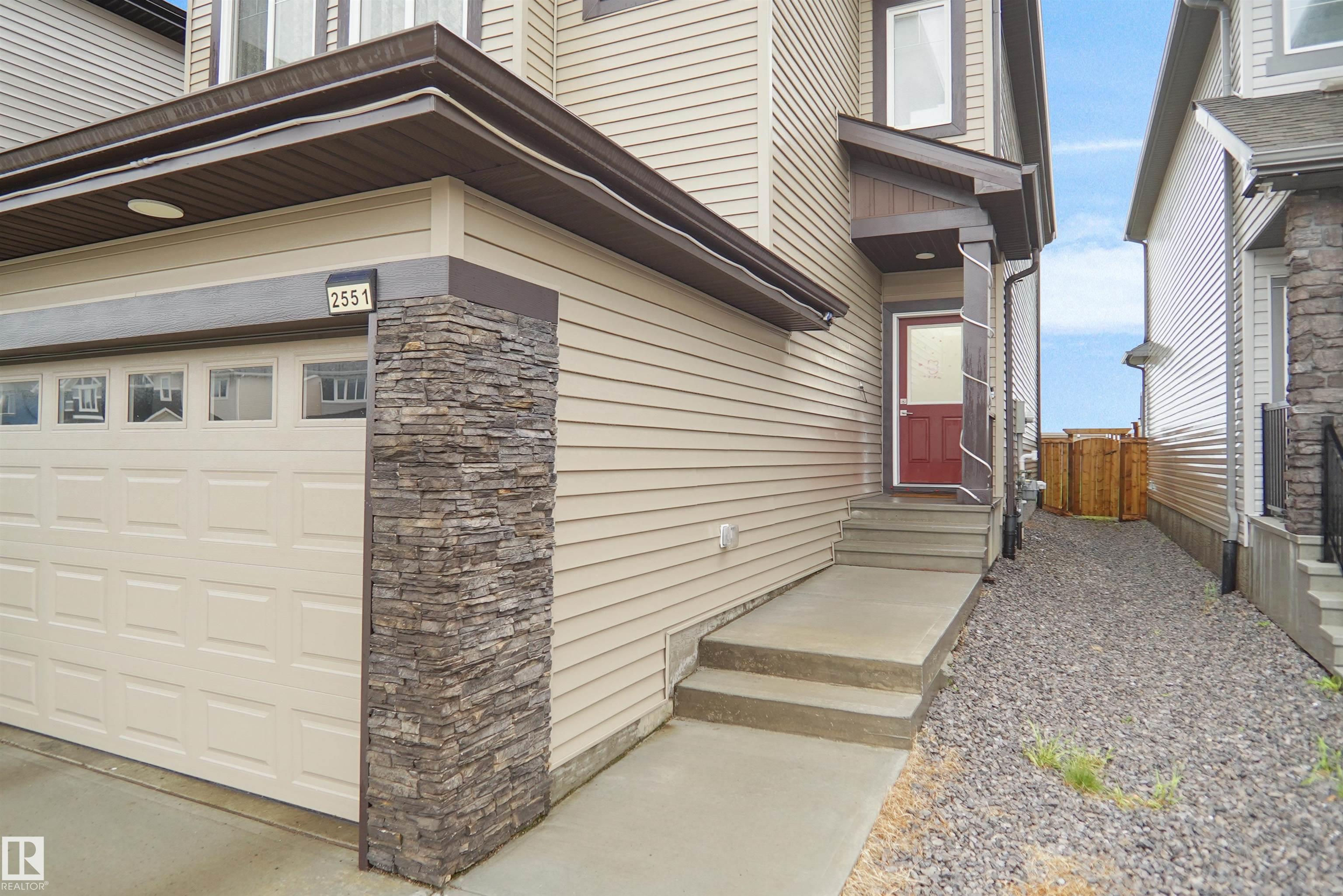 Listing photo thumbnail