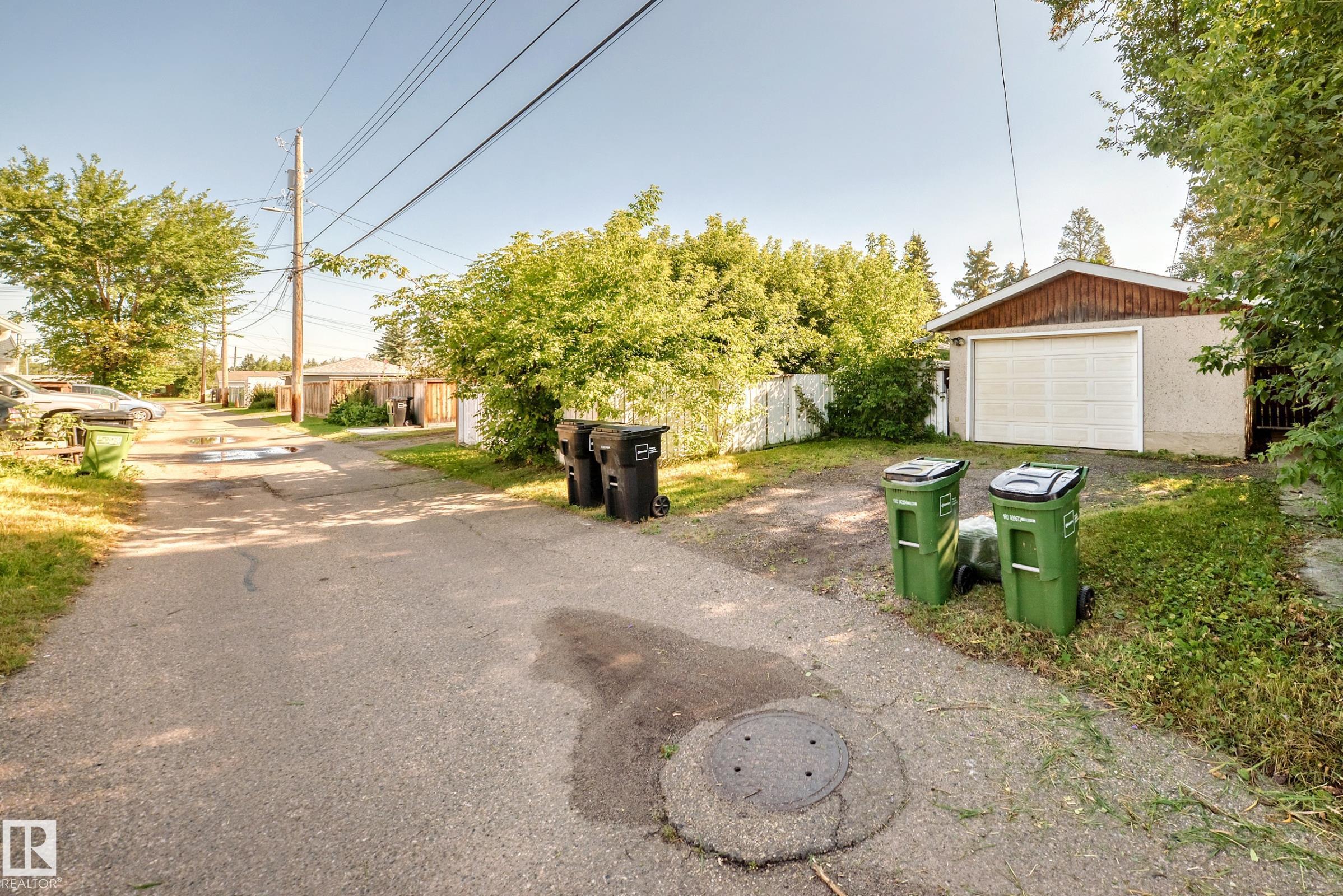 Listing photo thumbnail