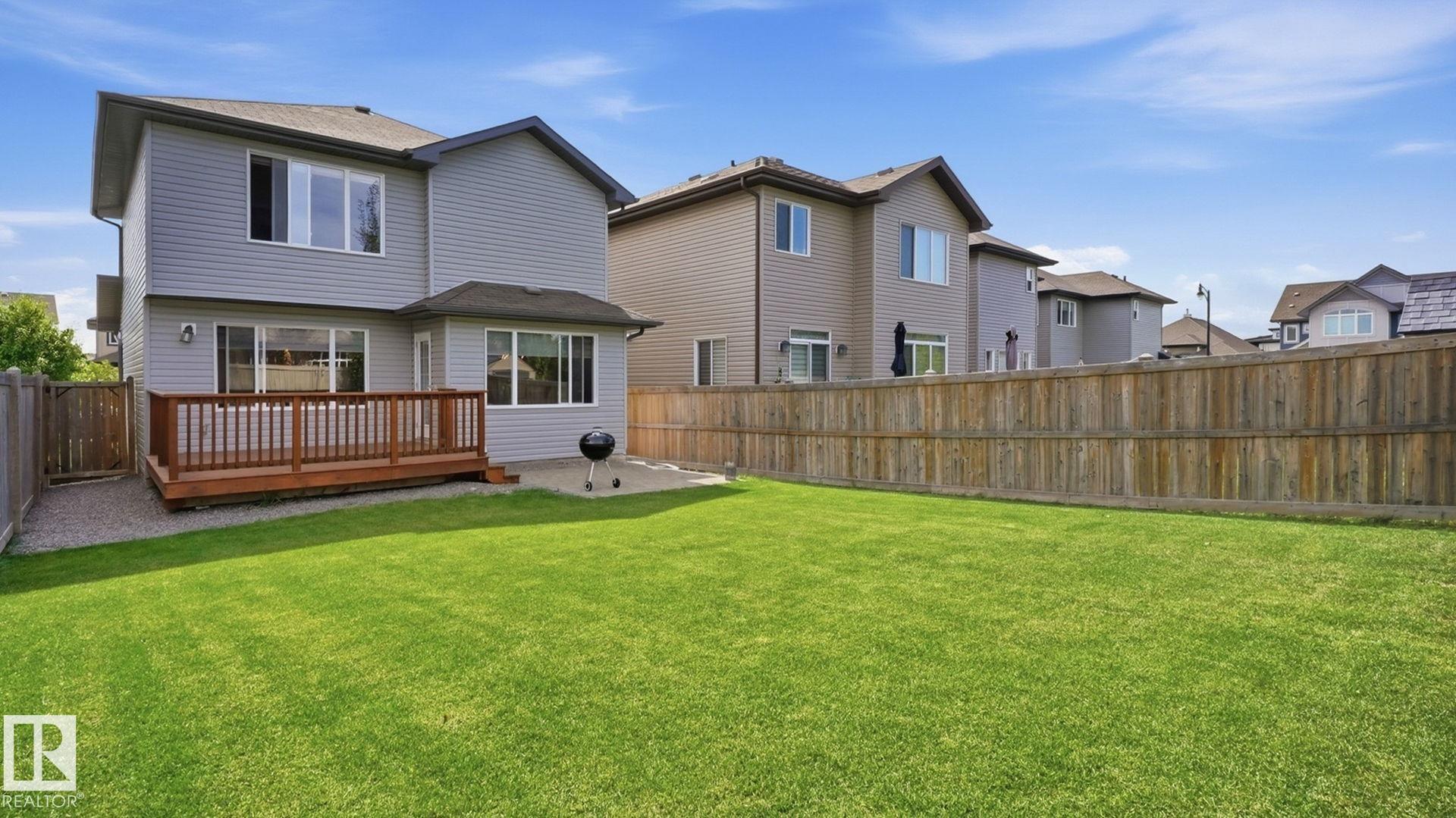 Listing photo thumbnail