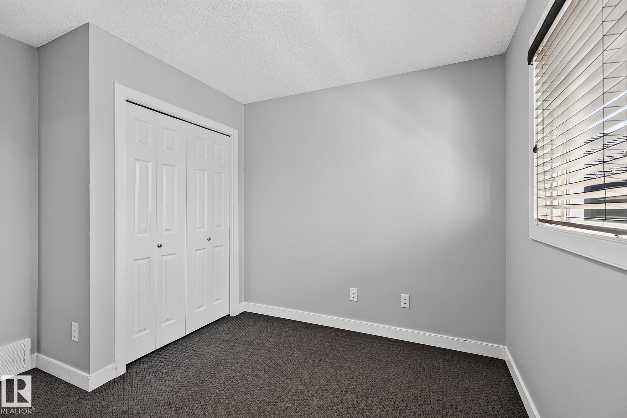 Photo 44 at 5 Verona Crescent, Spruce Village, Spruce Grove