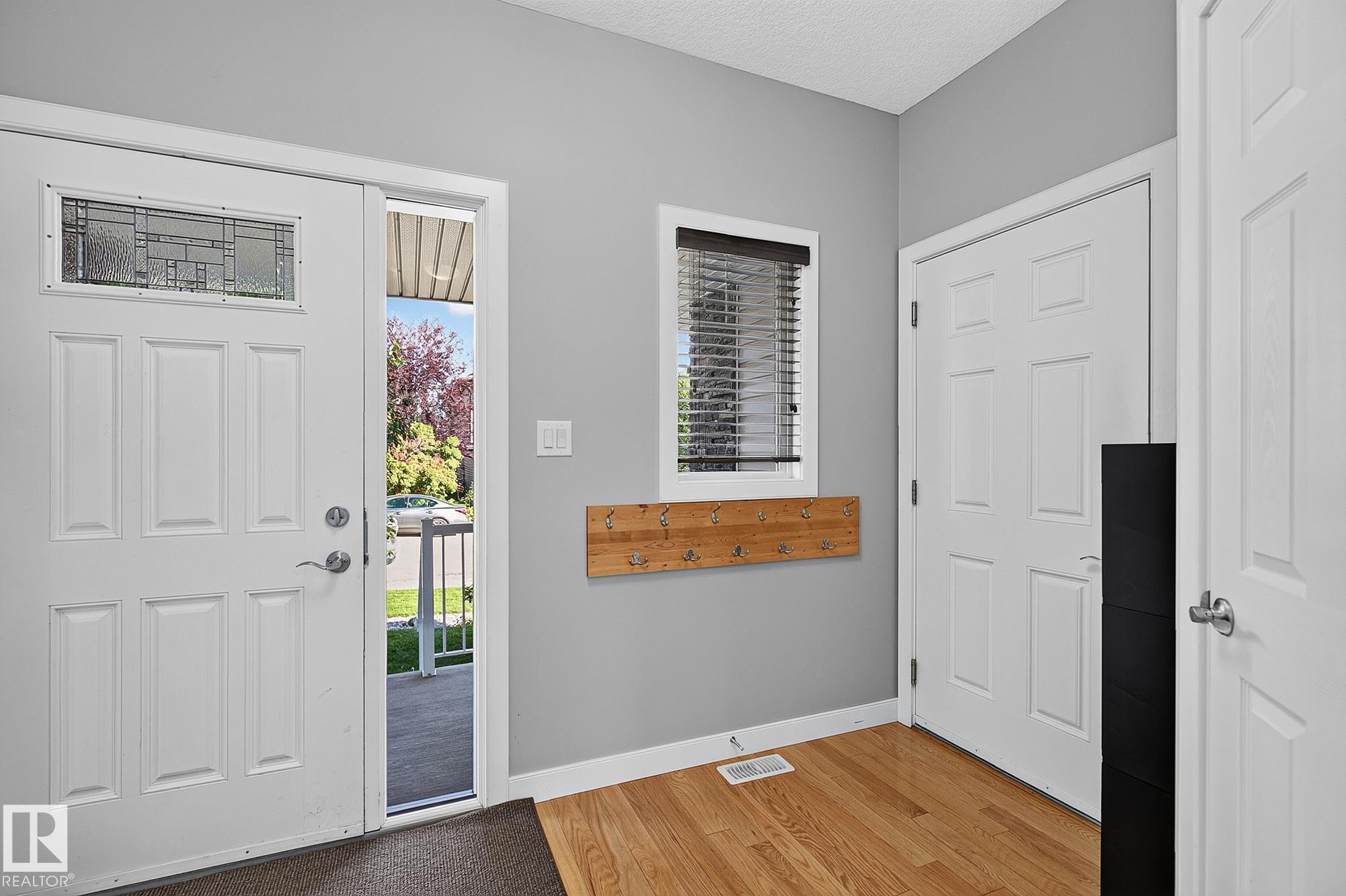 Photo 7 at 5 Verona Crescent, Spruce Village, Spruce Grove