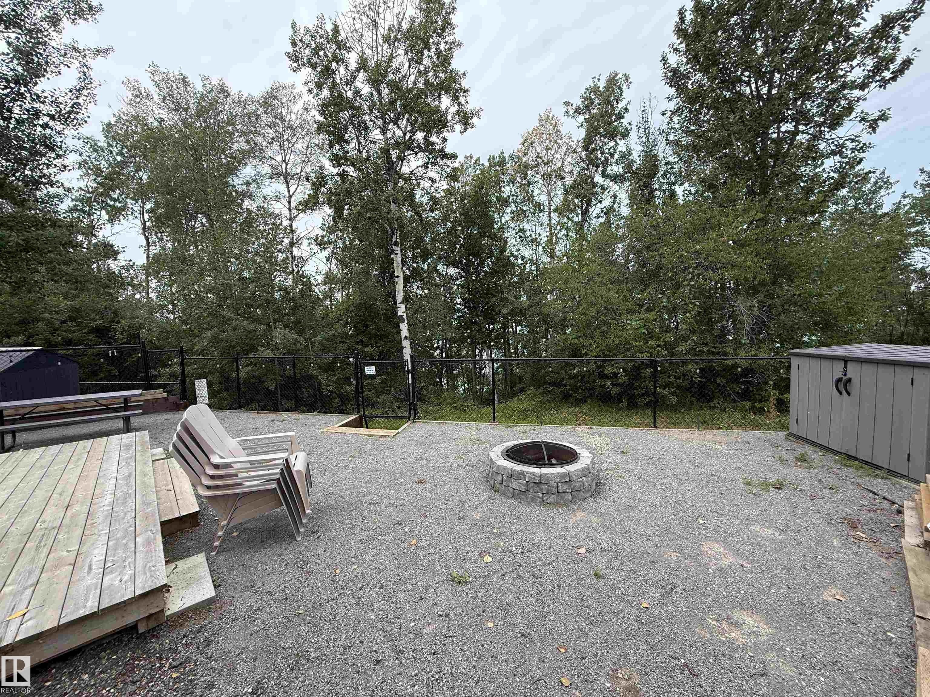 Photo 7 at 5 - 53509 Rge Road 60, Sunset Shores, Rural Parkland County