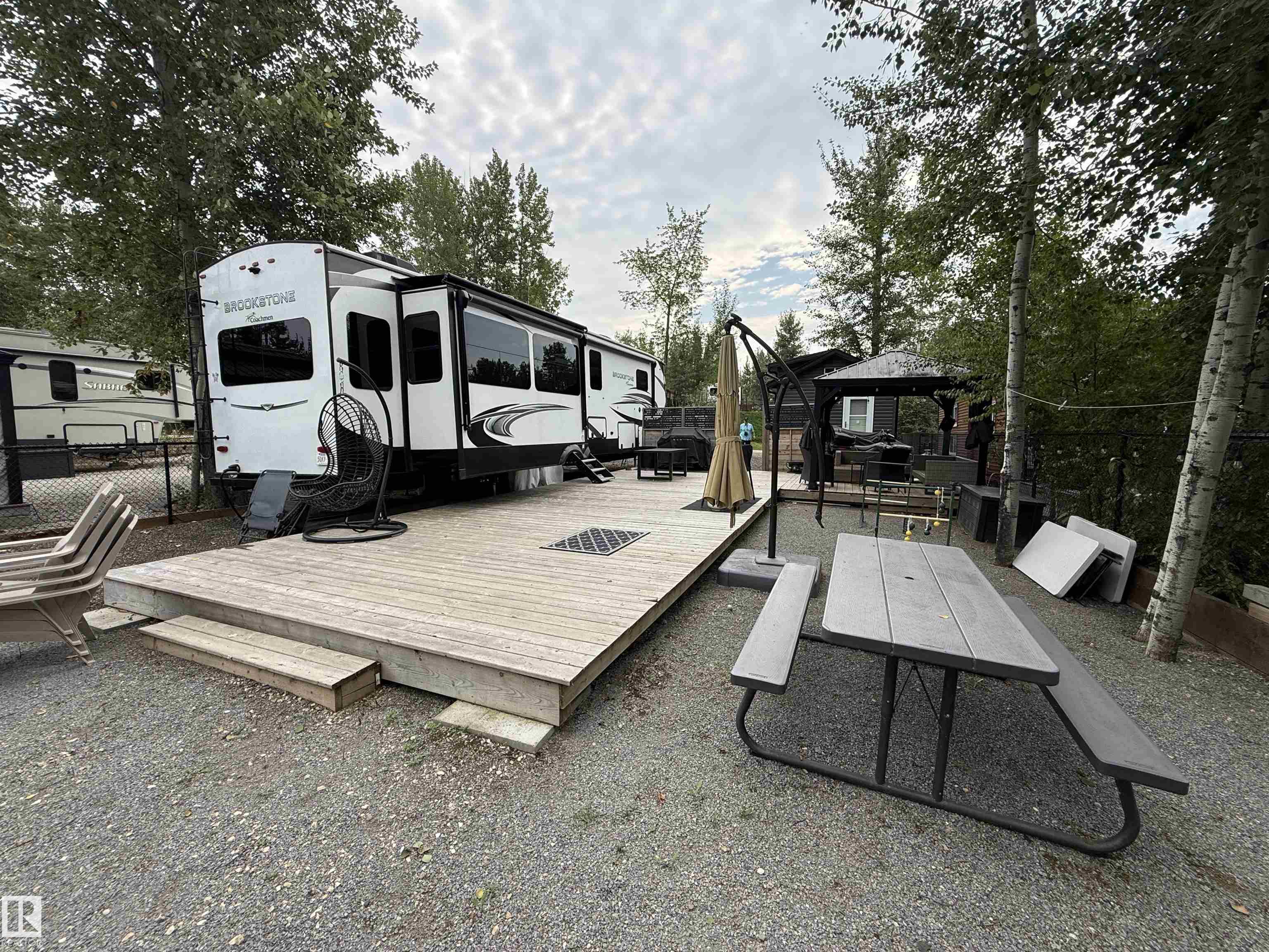 Photo 9 at 5 - 53509 Rge Road 60, Sunset Shores, Rural Parkland County