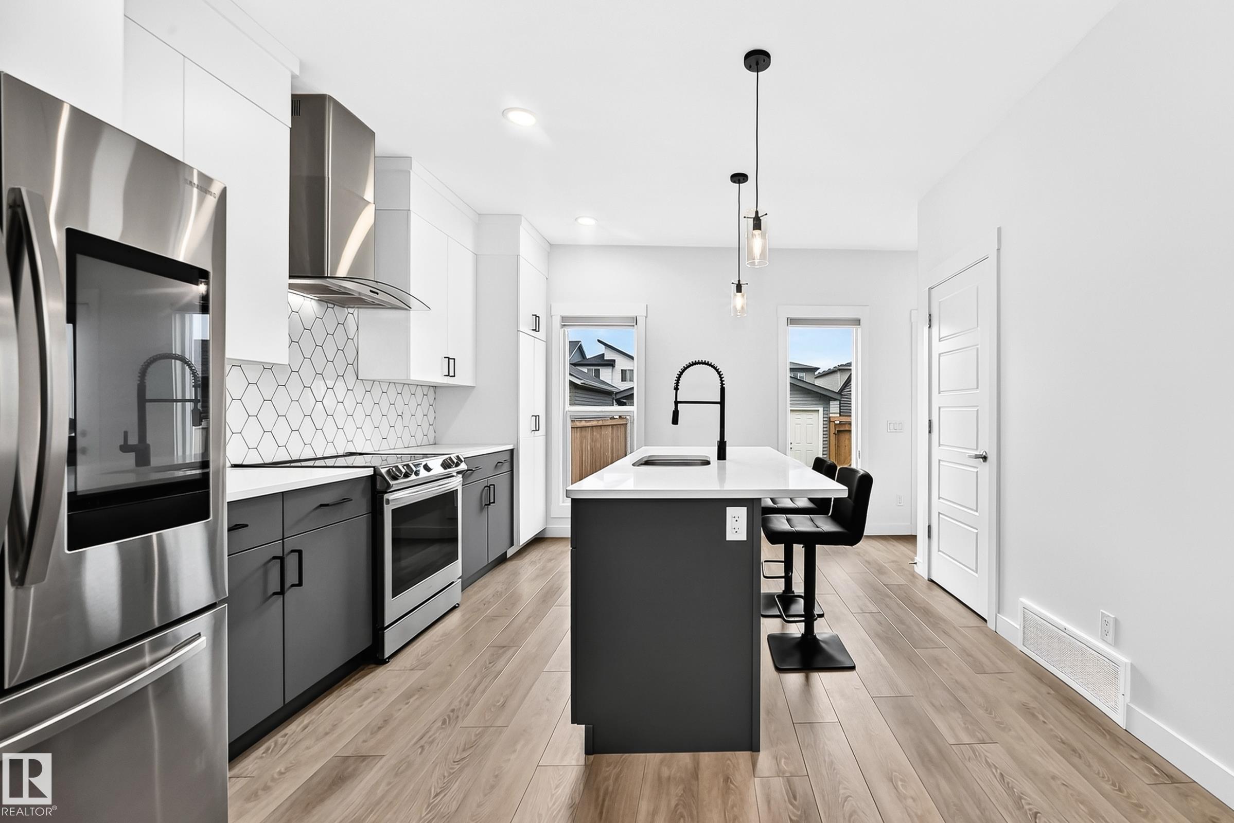 Photo 9 at 1975 160 Street SW, Glenridding Ravine, Edmonton