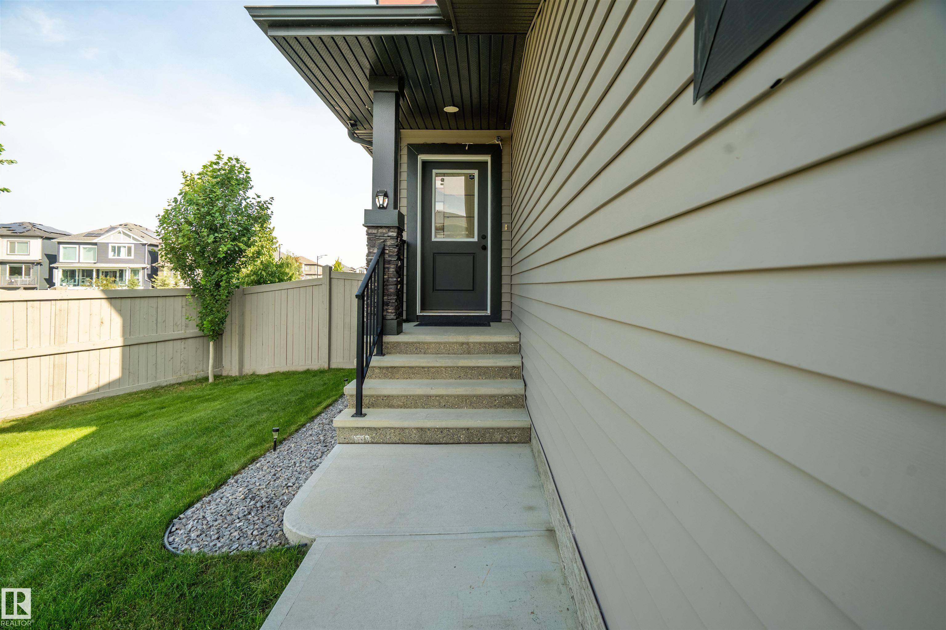 9104 Pear Drive SW, The Orchards At Ellerslie, Edmonton