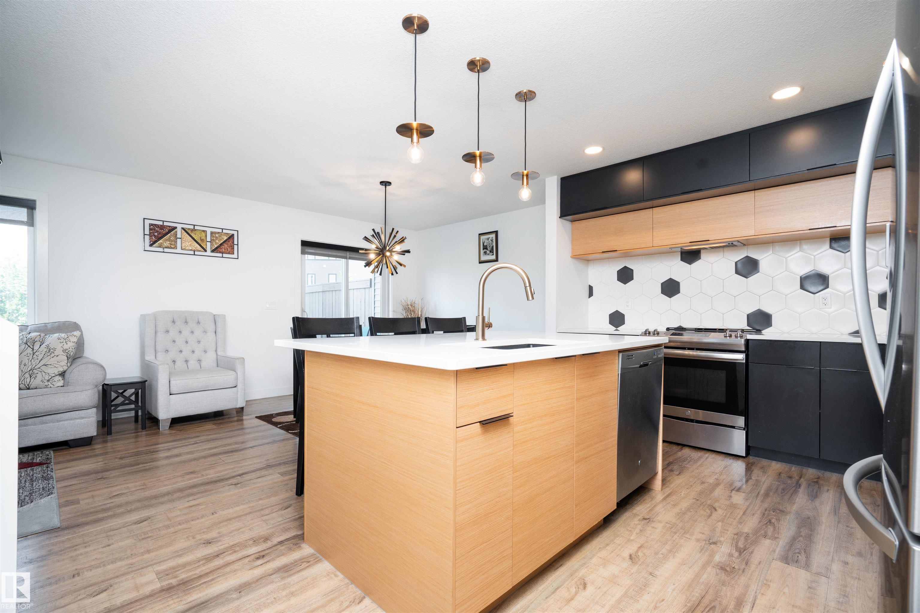 9104 Pear Drive SW, The Orchards At Ellerslie, Edmonton