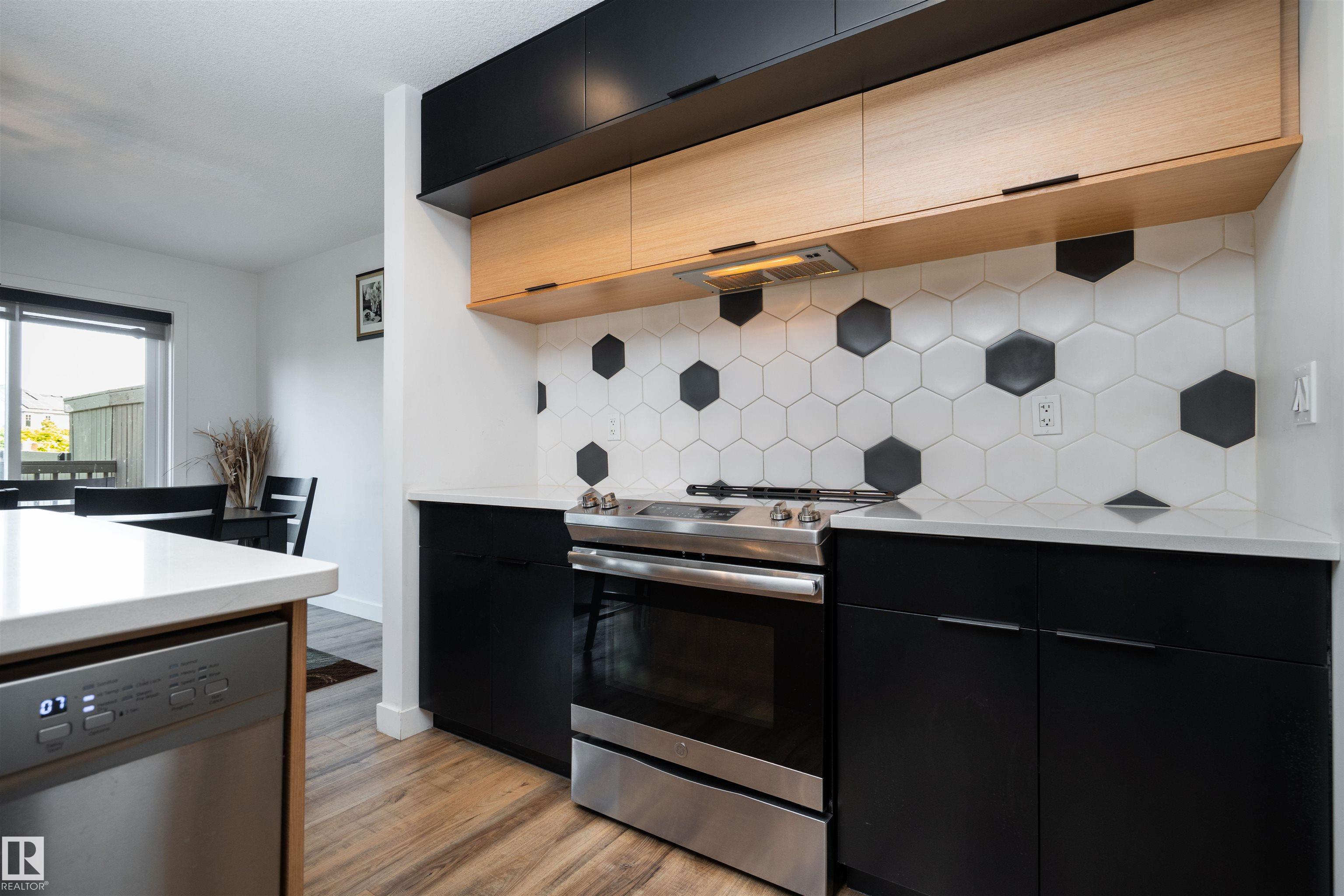 9104 Pear Drive SW, The Orchards At Ellerslie, Edmonton
