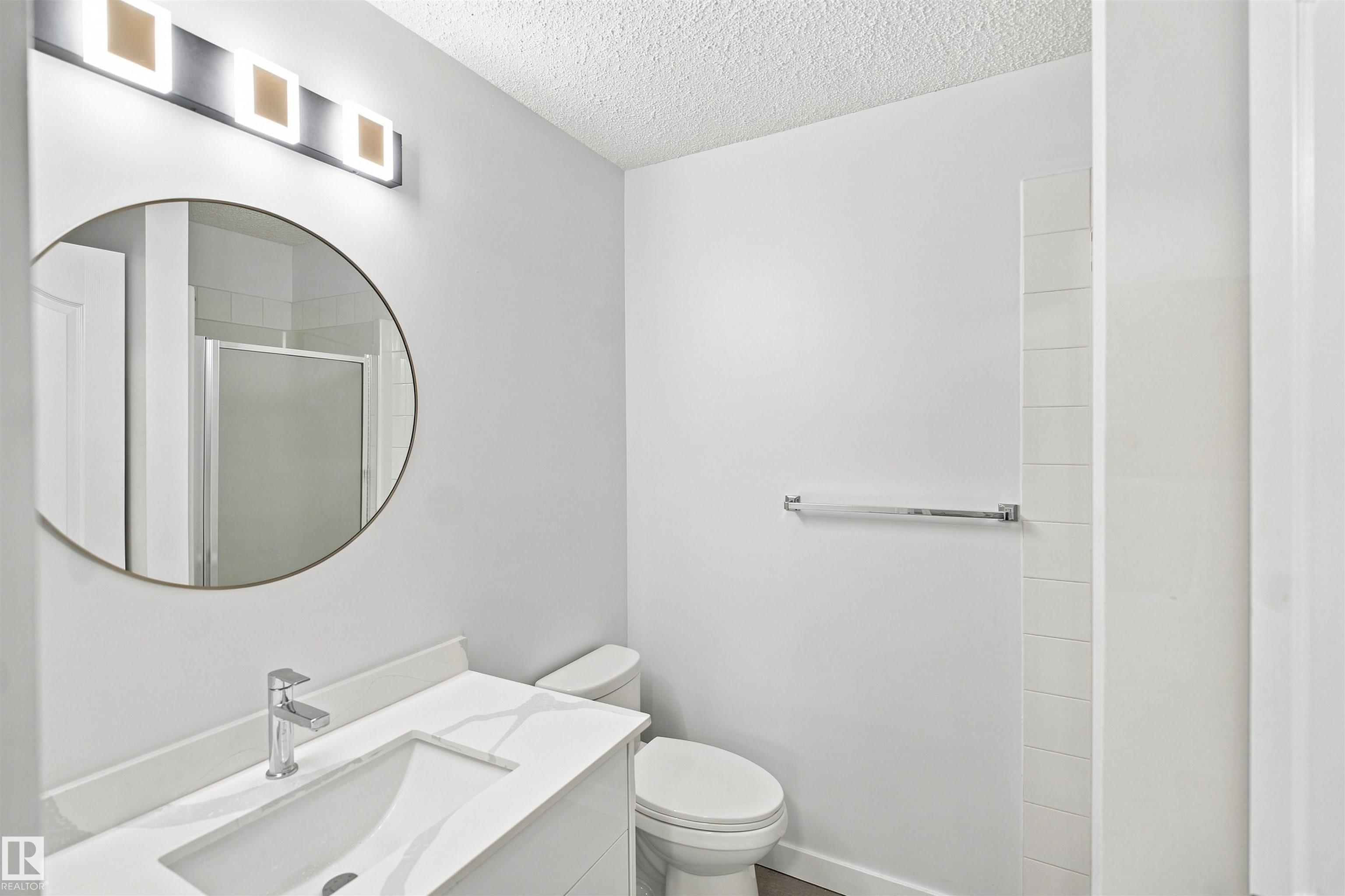Photo 3 at 124 - 10511 42 Avenue NW, Rideau Park, Edmonton