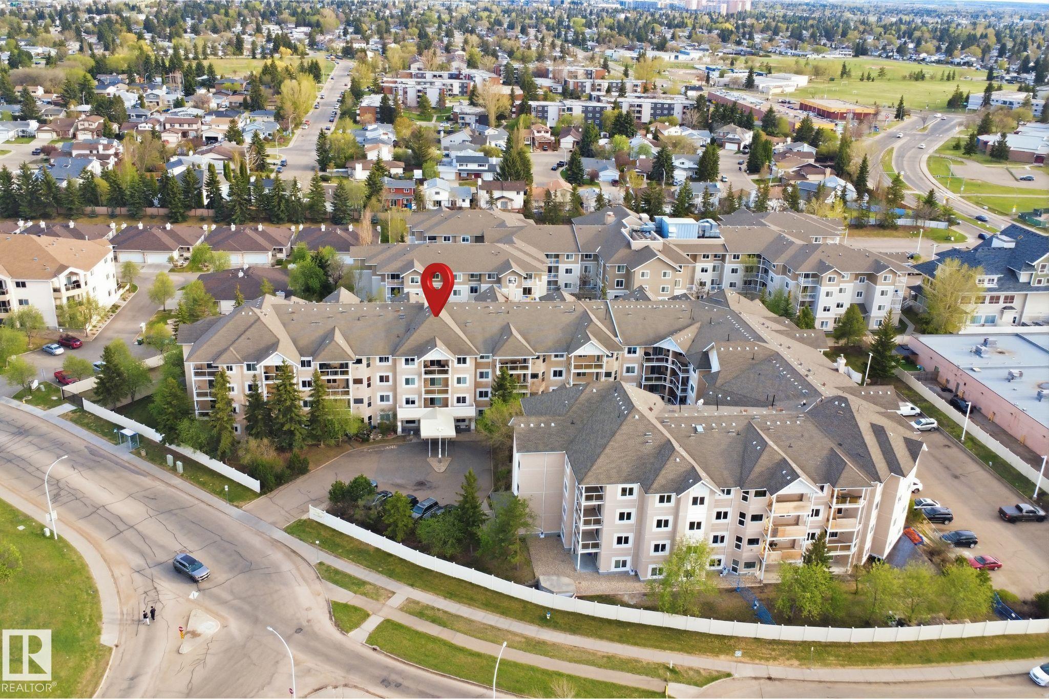 Listing photo thumbnail