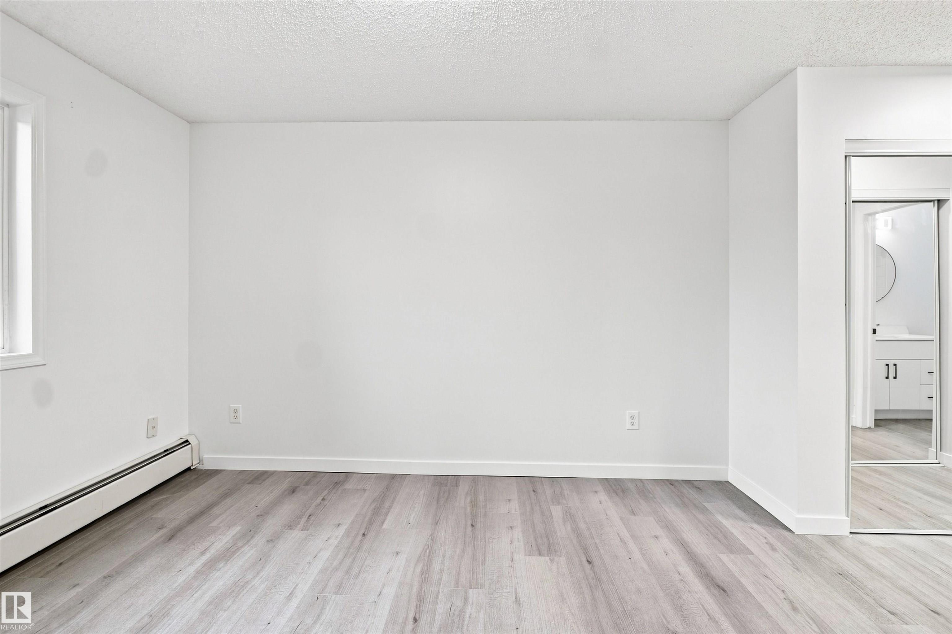 Photo 6 at 124 - 10511 42 Avenue NW, Rideau Park, Edmonton