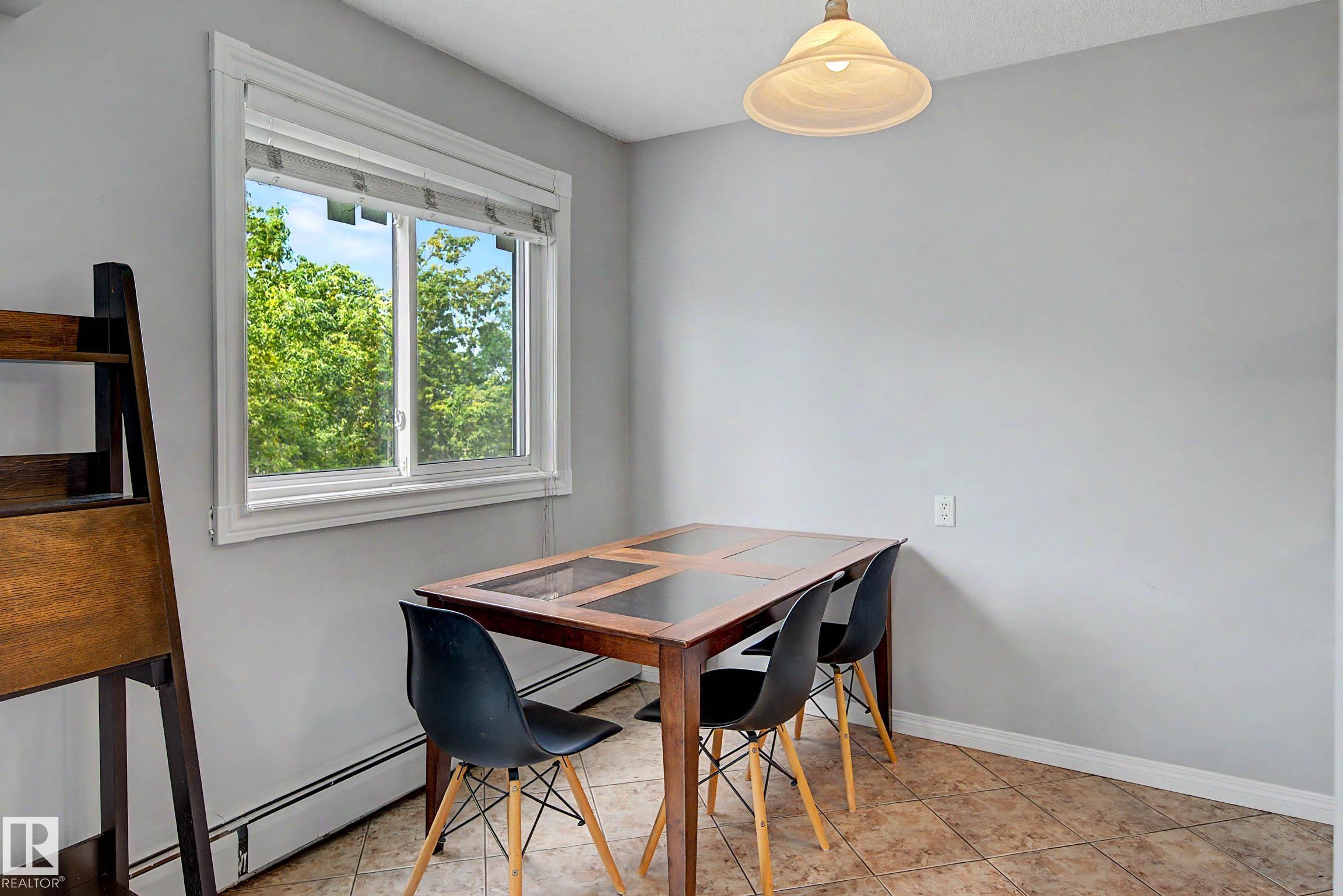 Photo 14 at 16 - 11219 103a Avenue NW, Wîhkwêntôwin, Edmonton