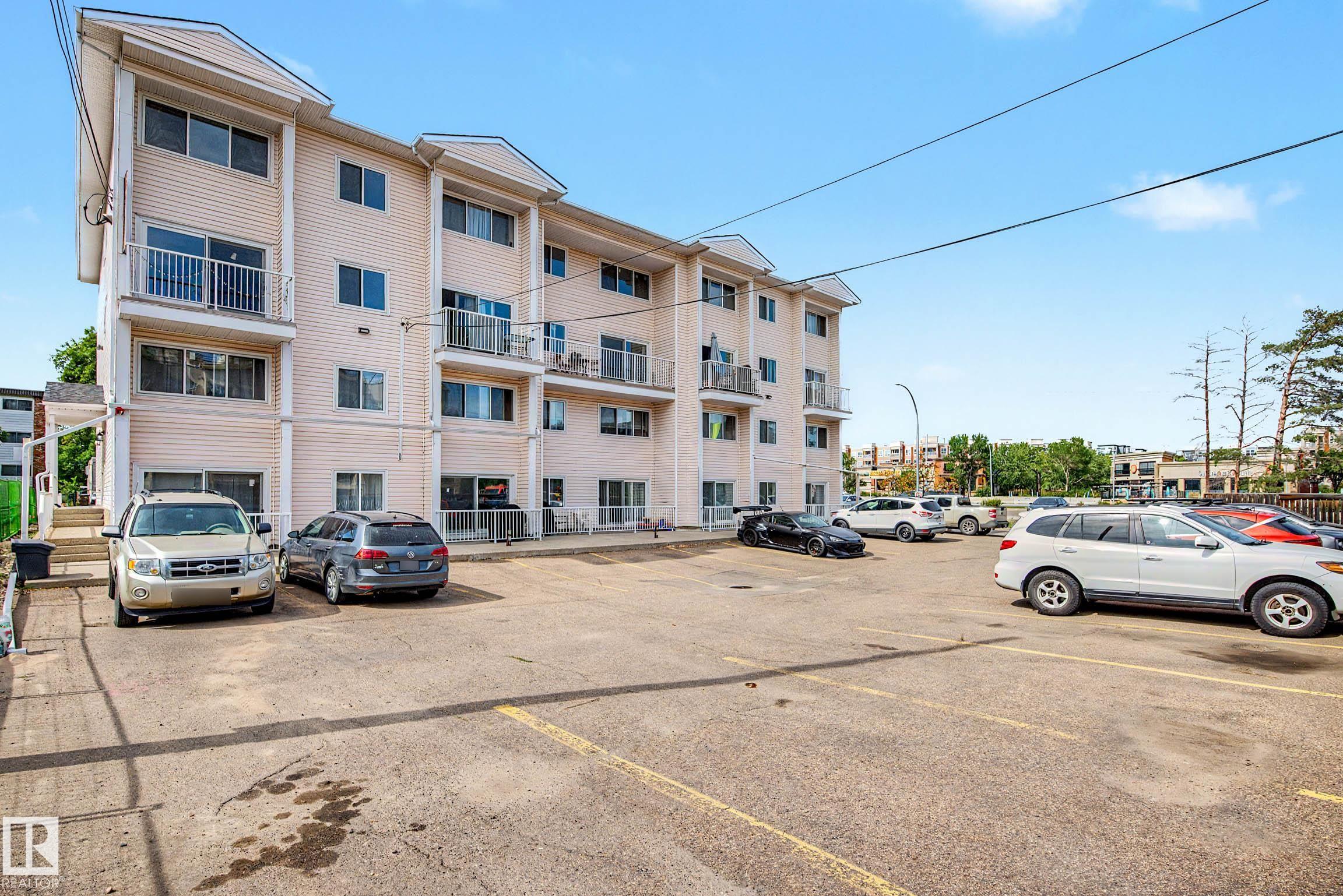 Photo 39 at 16 - 11219 103a Avenue NW, Wîhkwêntôwin, Edmonton