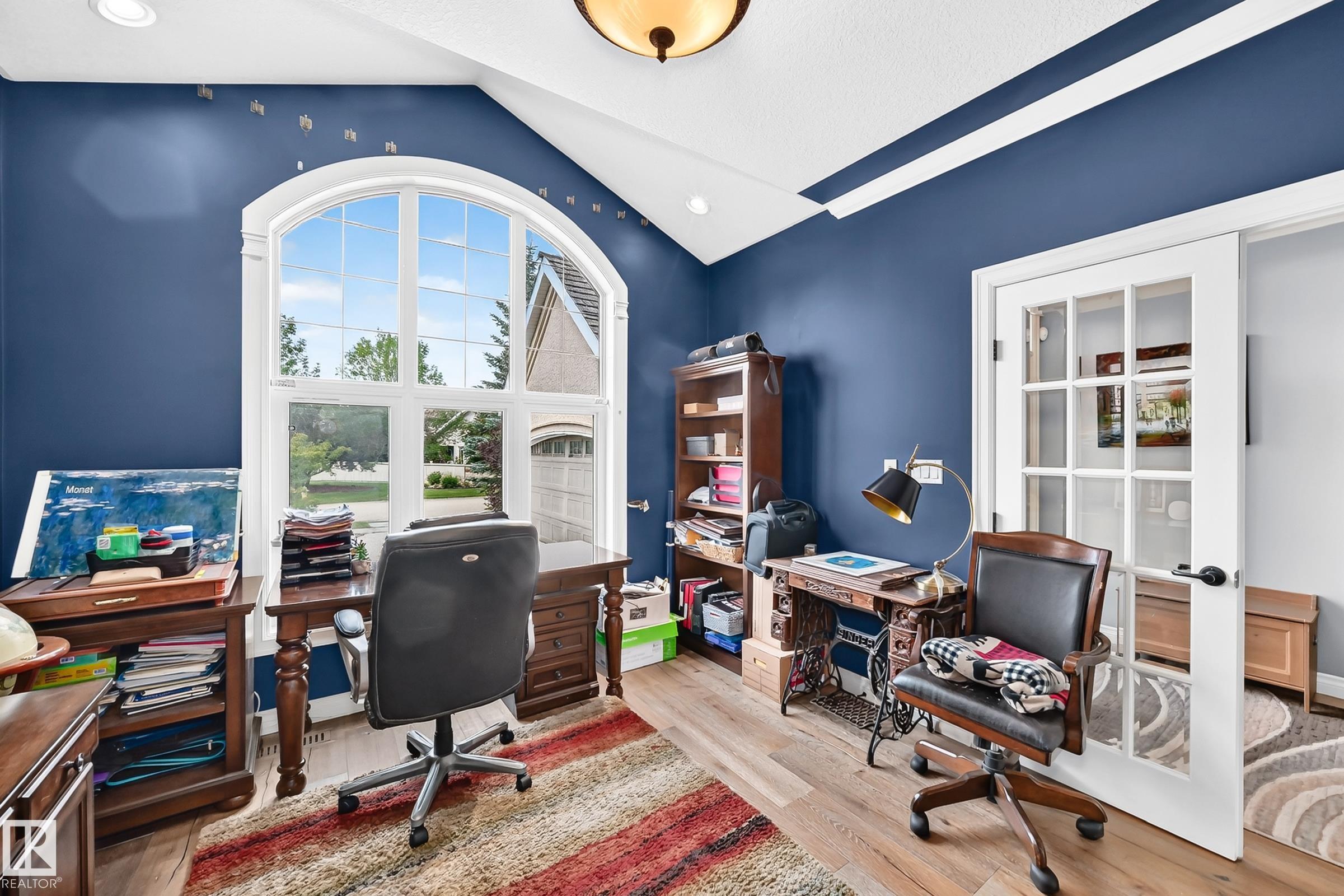 Photo 20 at 417 Caldwell Place NW, Cameron Heights, Edmonton