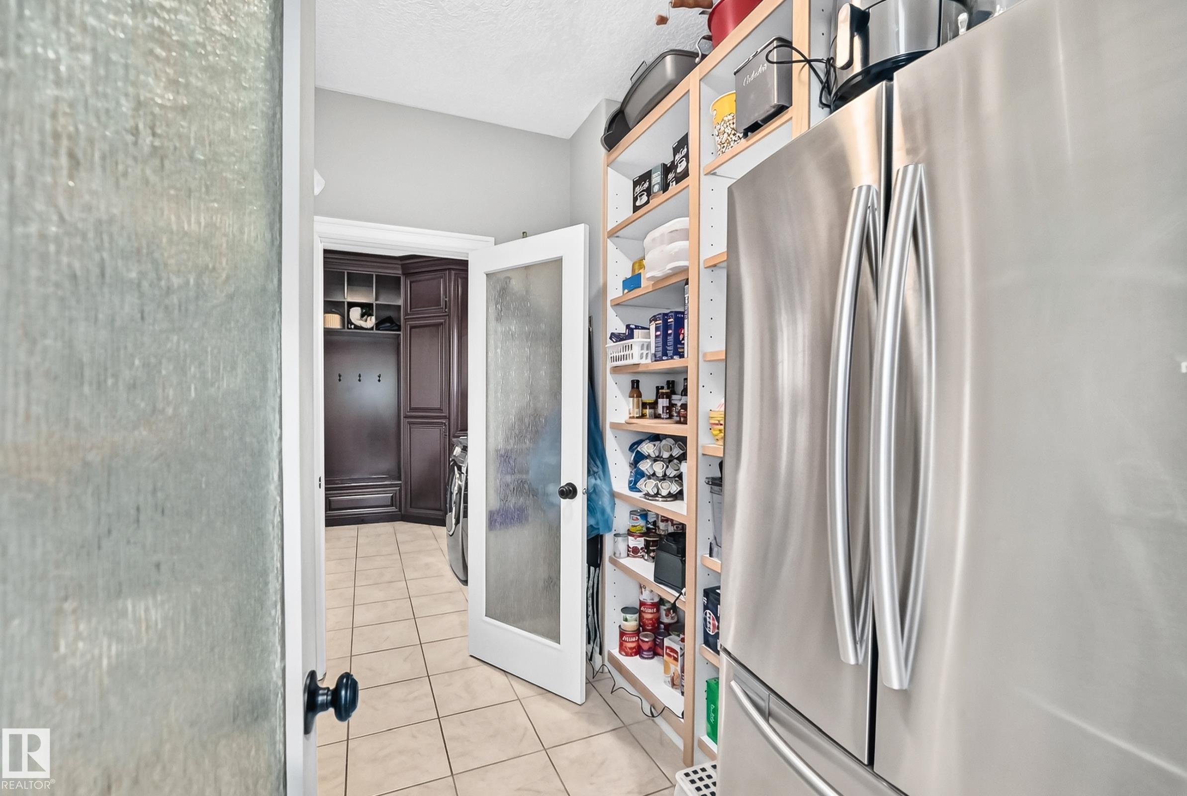Photo 23 at 417 Caldwell Place NW, Cameron Heights, Edmonton
