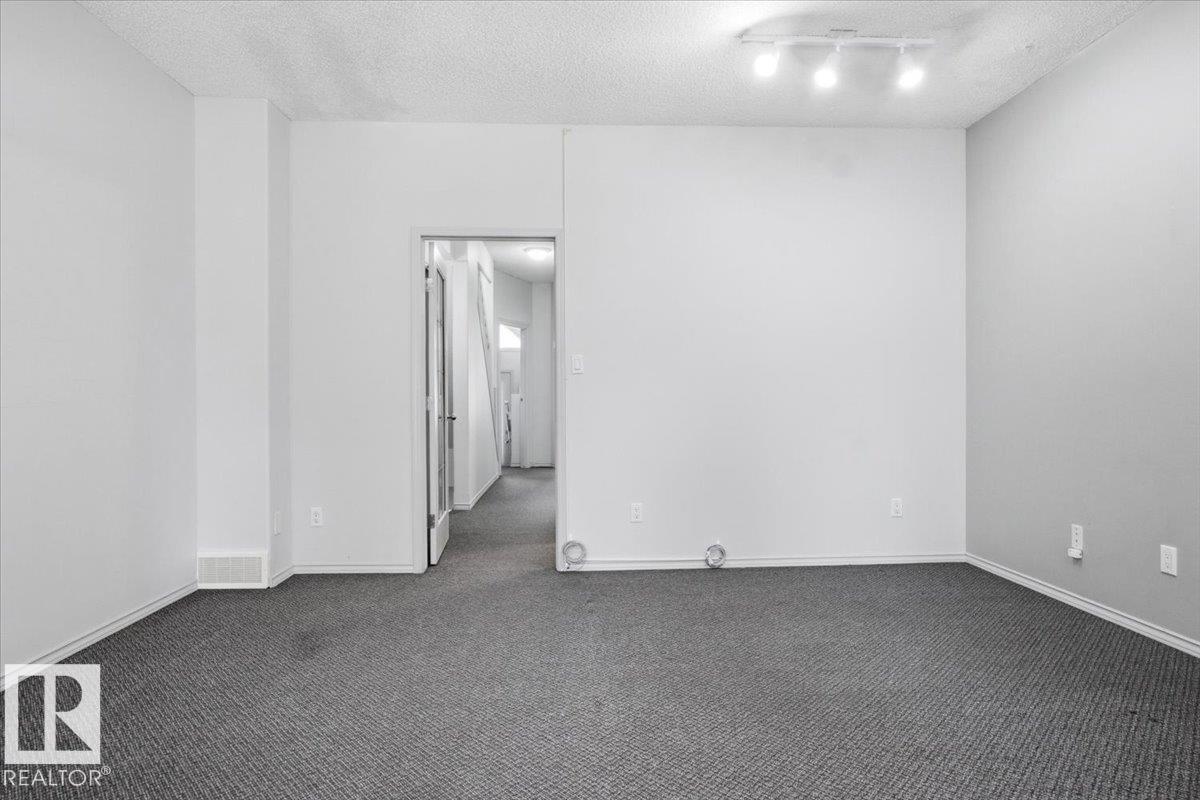Photo 7 at #3 - 10235 111 Street NW, Downtown, Edmonton